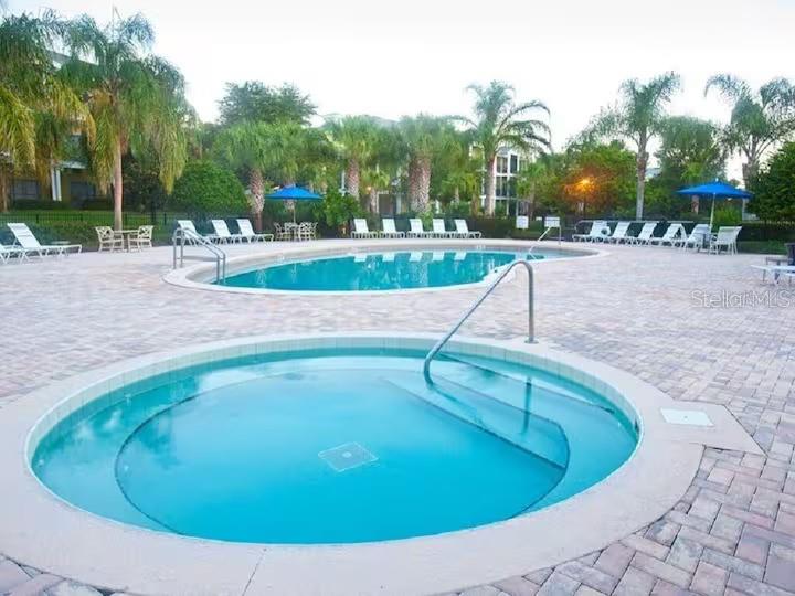 602 NEW PROVIDENCE PROMENADE 17602