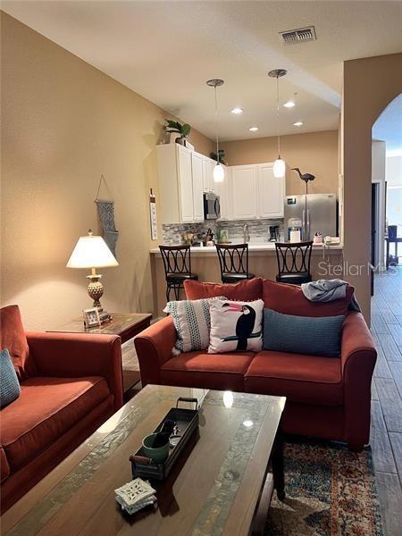 602 NEW PROVIDENCE PROMENADE 17602