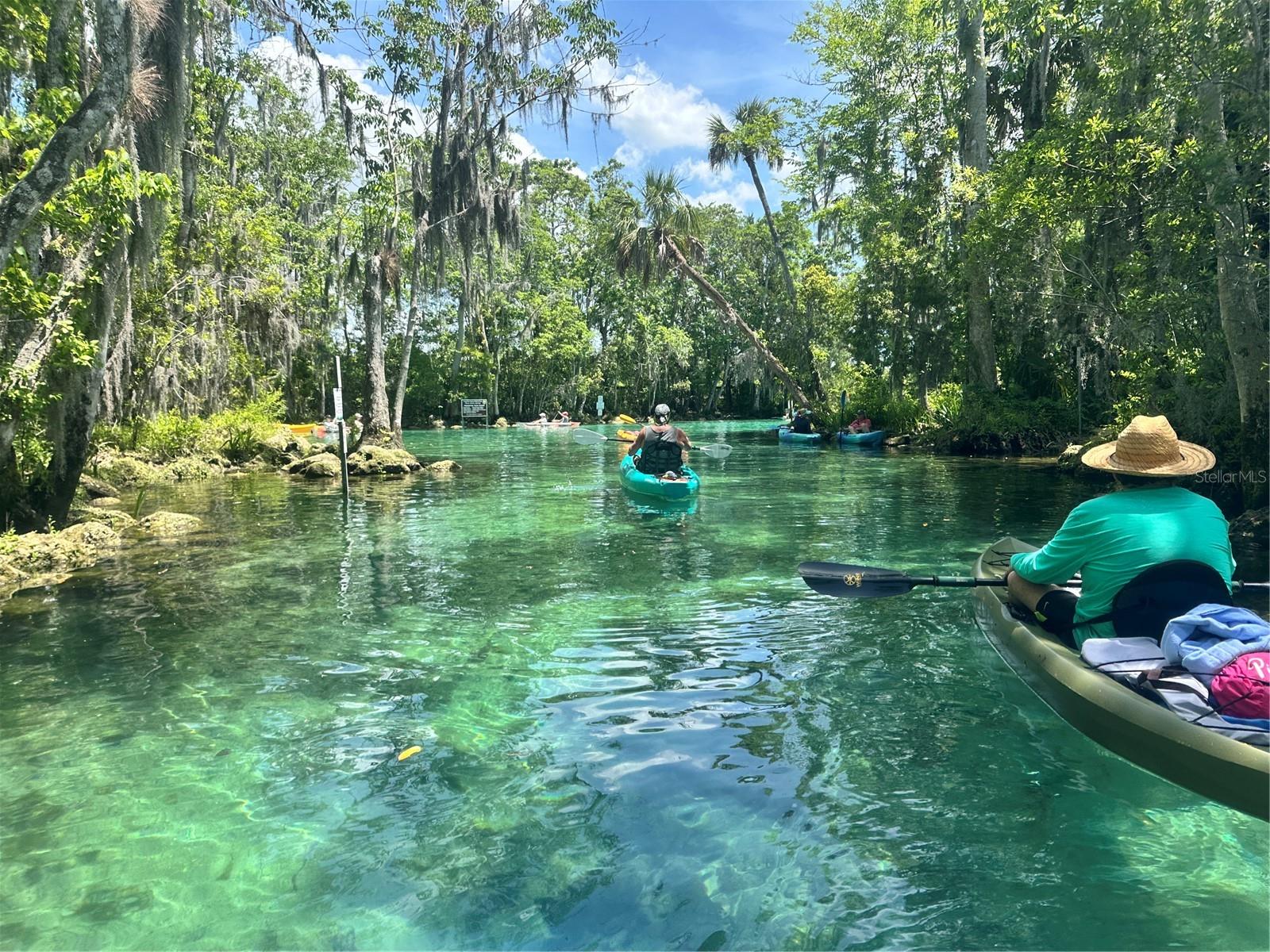 GLEN AIRE ESTATES - Residential