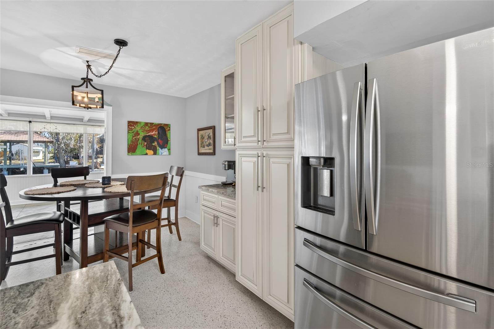 GLEN AIRE ESTATES - Residential