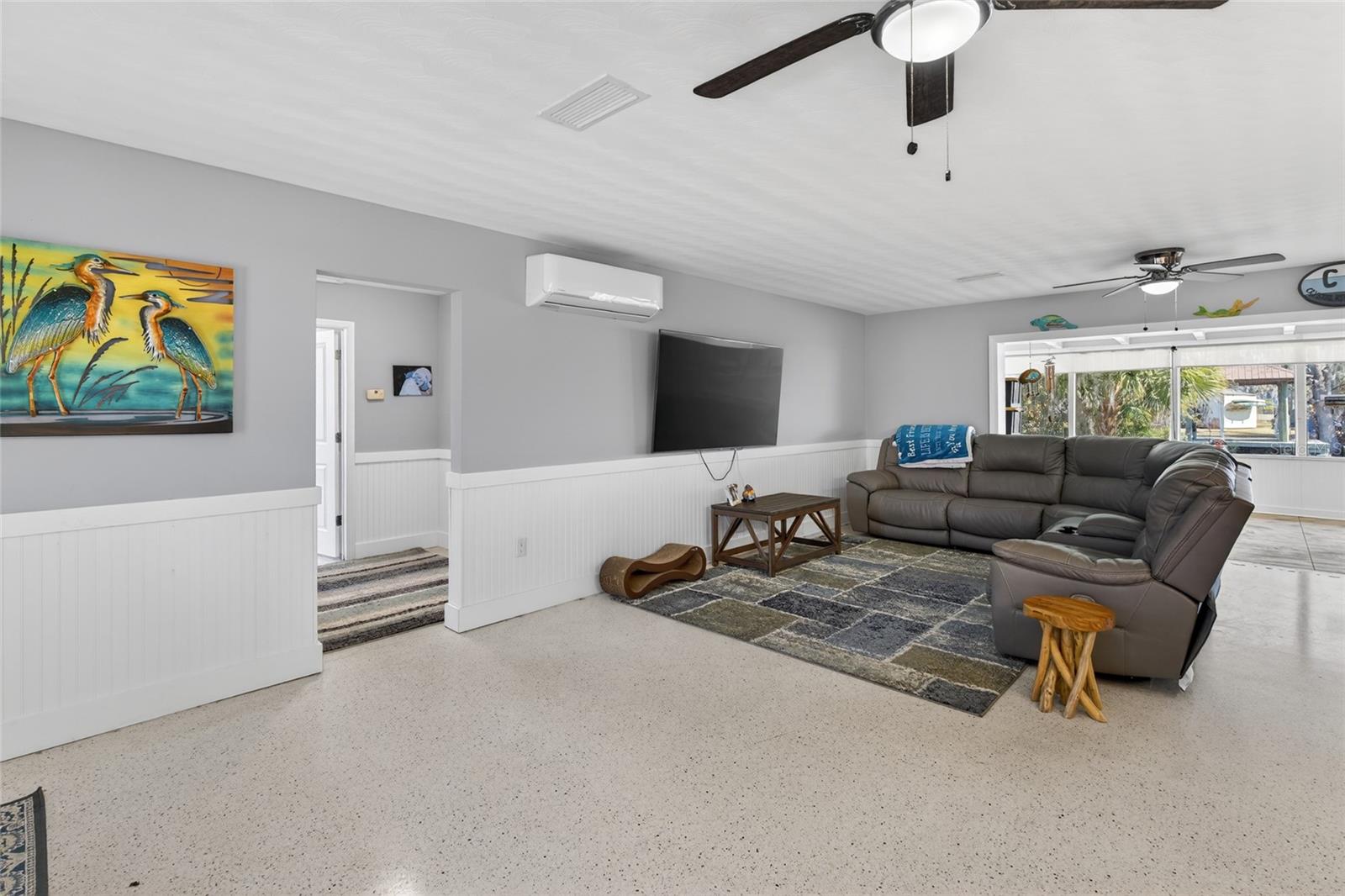 GLEN AIRE ESTATES - Residential