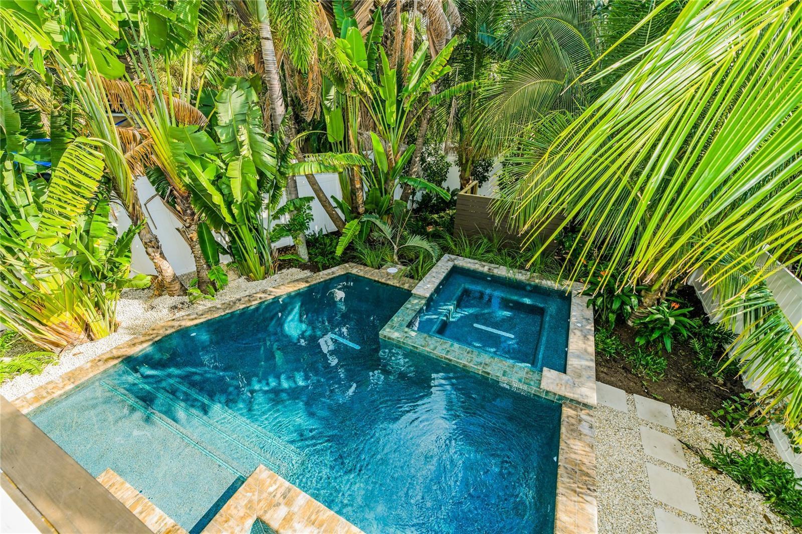 SARASOTA BEACH - Residential