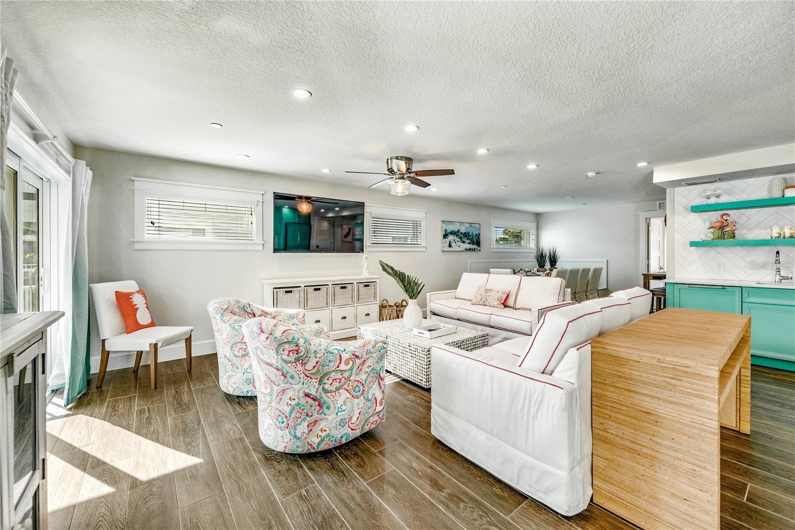 SARASOTA BEACH - Residential