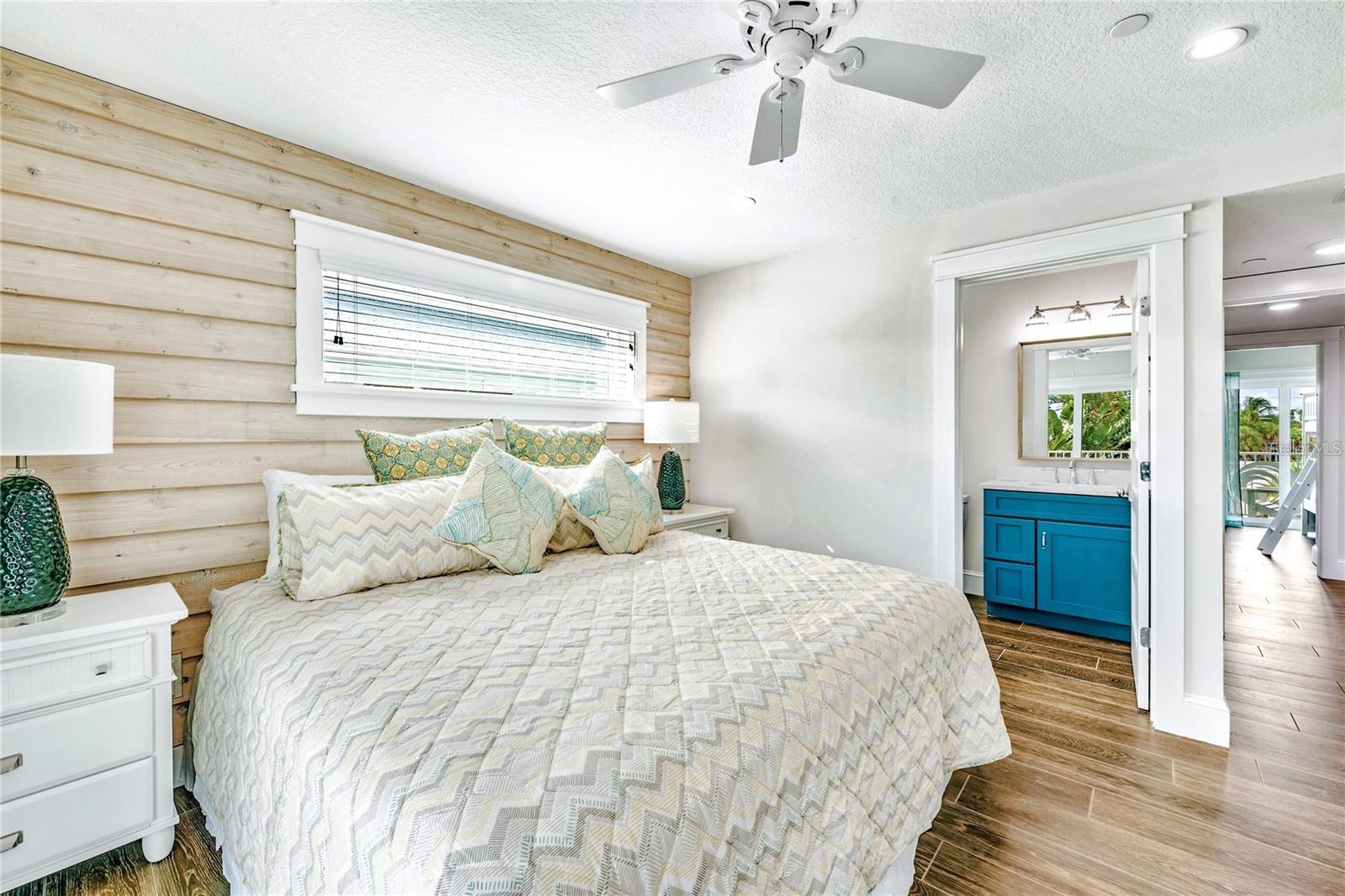 SARASOTA BEACH - Residential