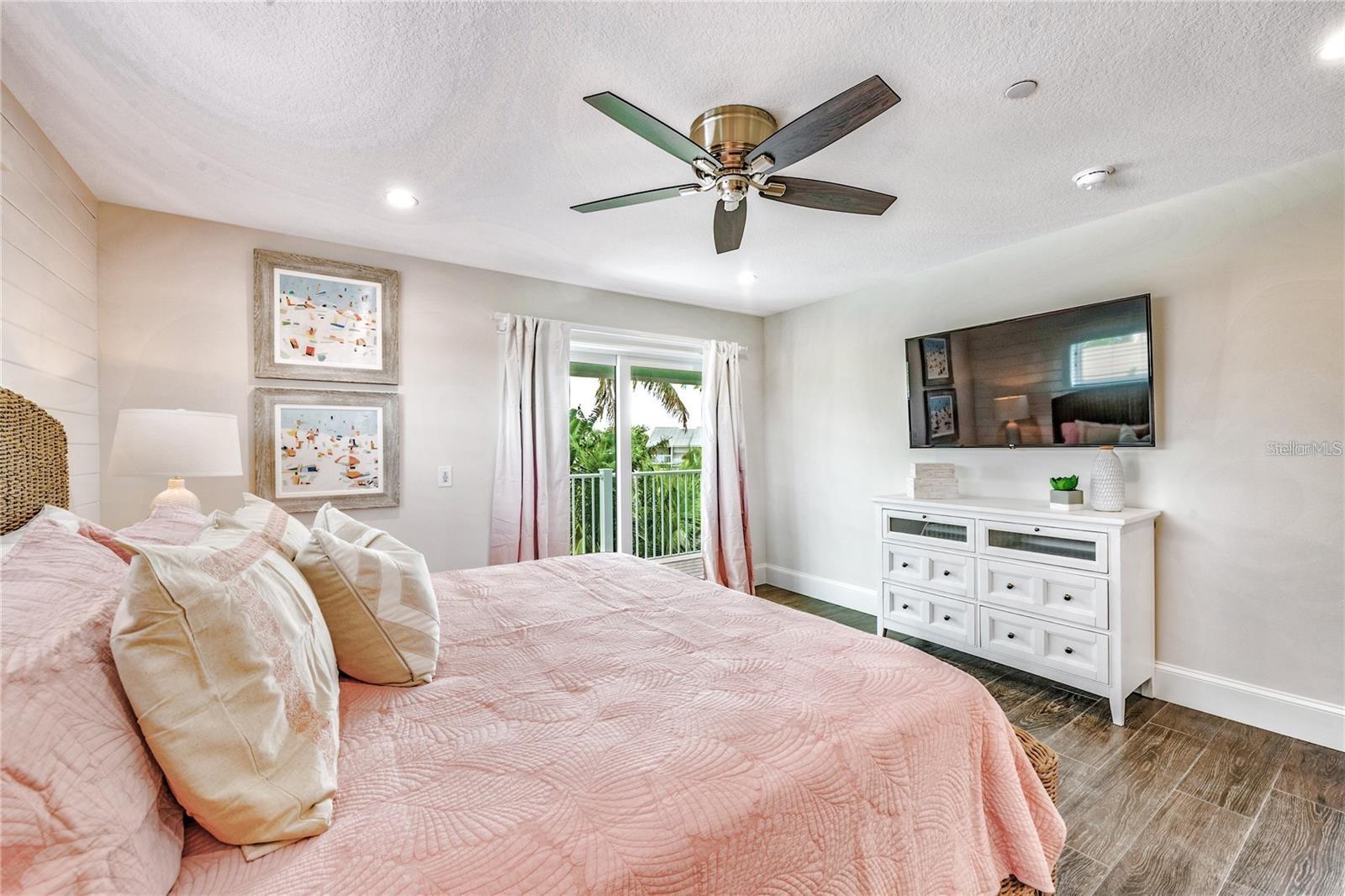 SARASOTA BEACH - Residential