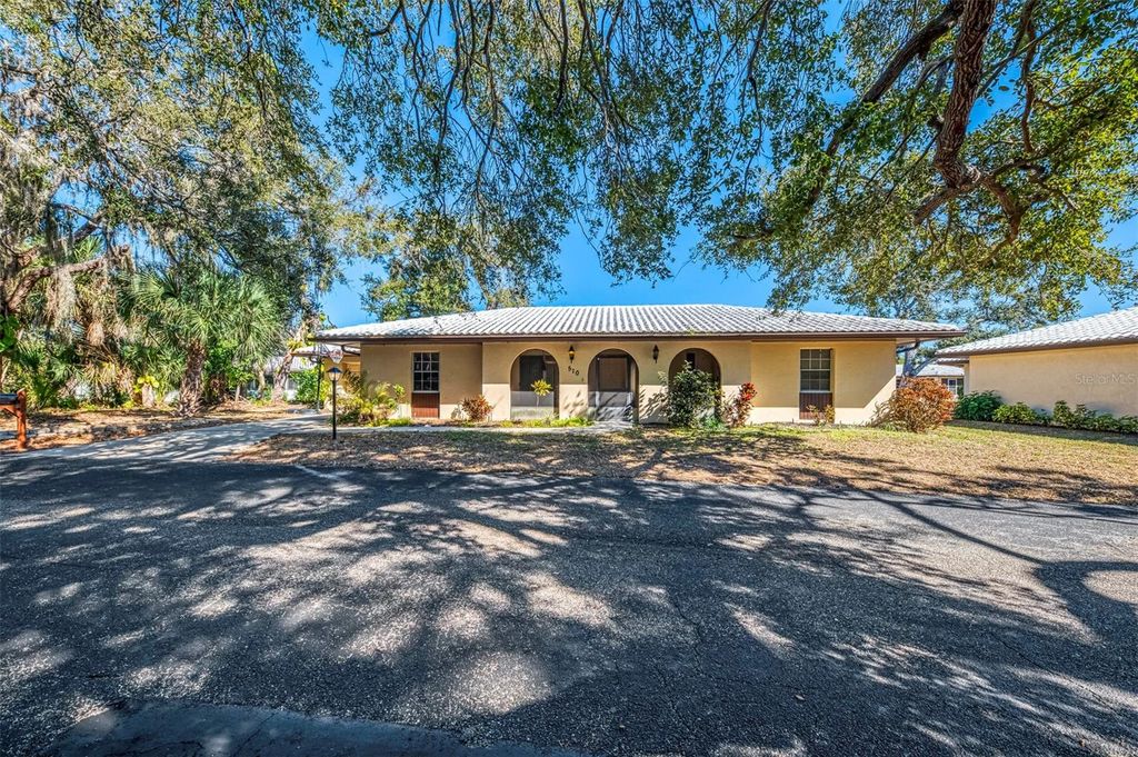 Photo of 510 Villa Park Drive #510, Nokomis, FL 34275 (MLS # N6142730)