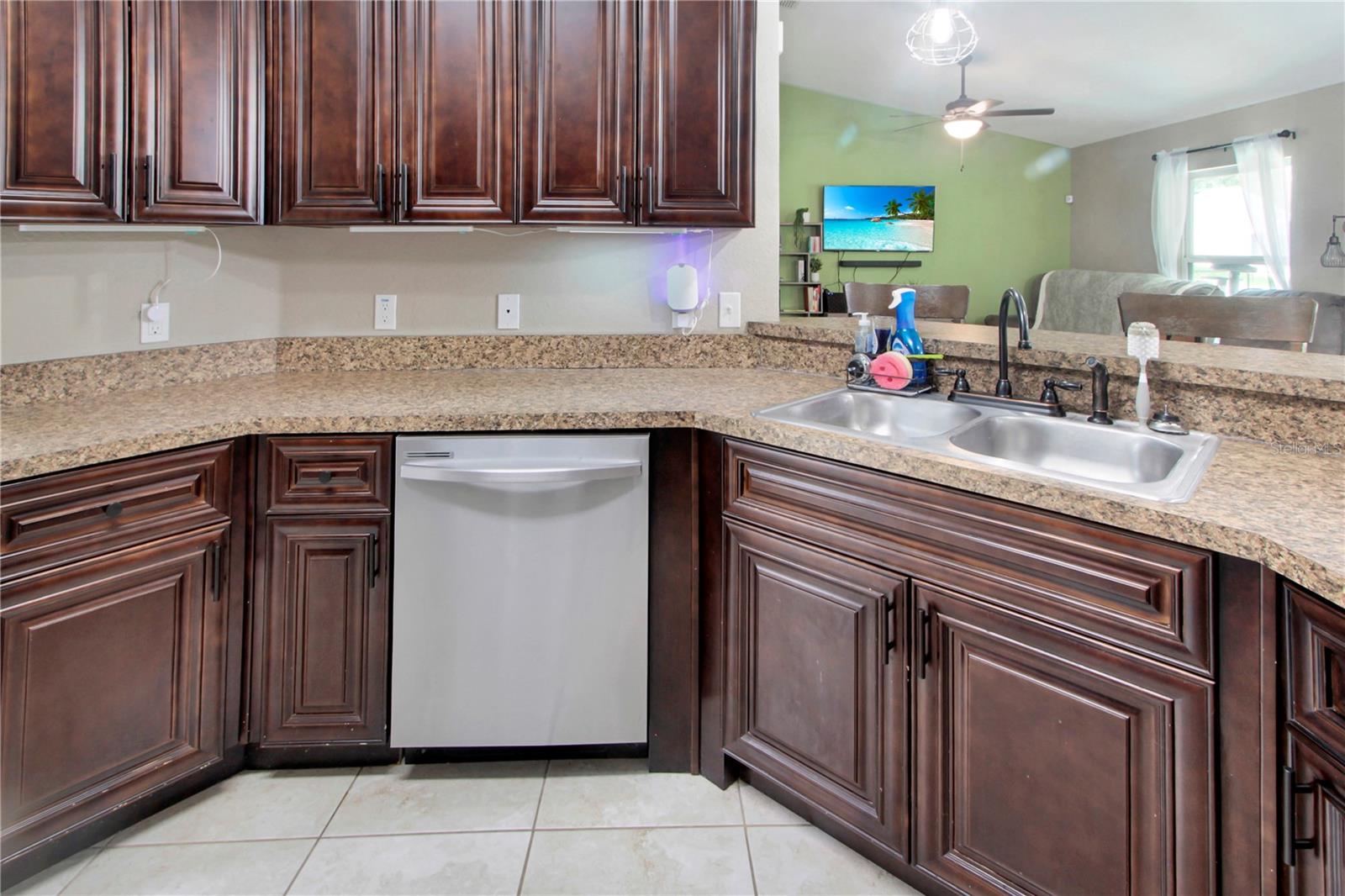 MARION OAKS - Residential