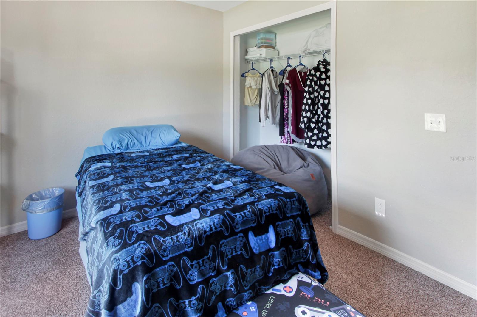 MARION OAKS - Residential