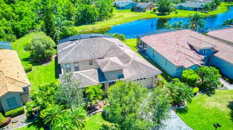 A home in KISSIMMEE