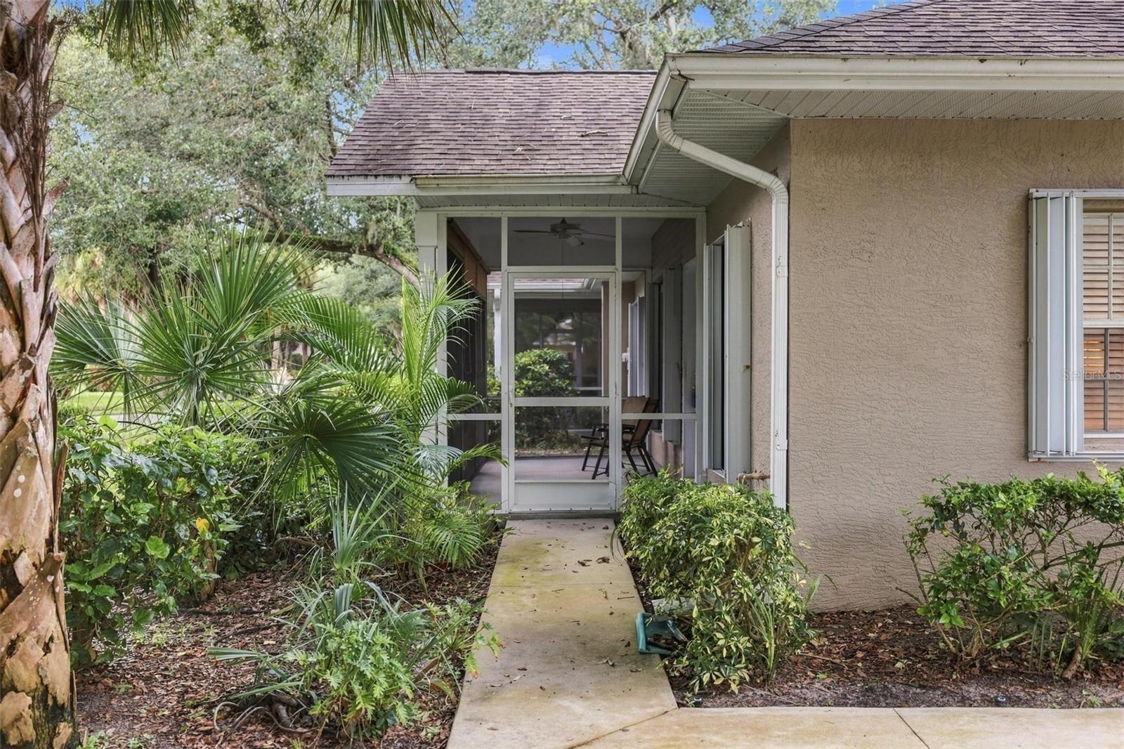 1425 WINDING OAK DRIVE