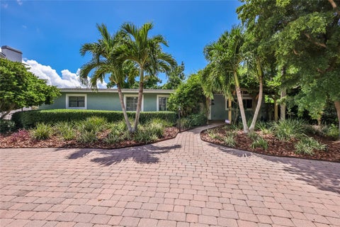 Photo of 4131 Riverview Boulevard, Bradenton, FL 34209 (MLS # A4706058)