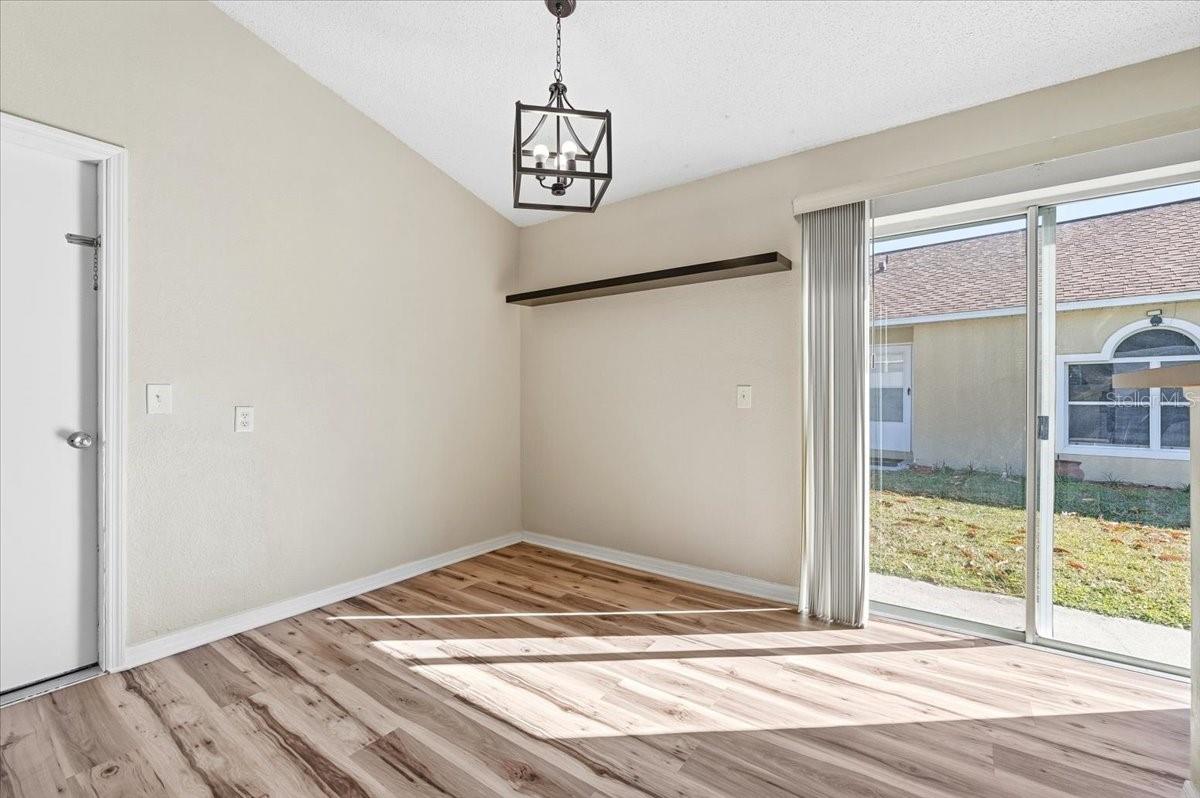 WHISPERING TRAILS PH 01 - Residential