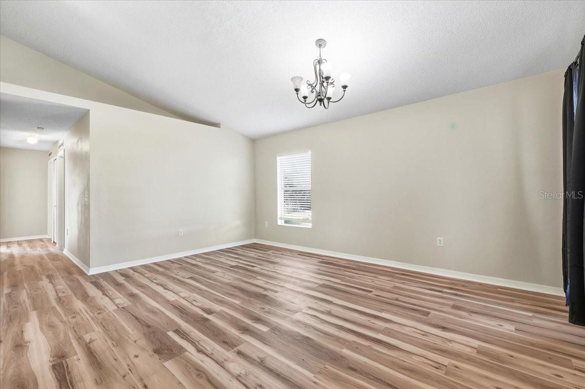 WHISPERING TRAILS PH 01 - Residential