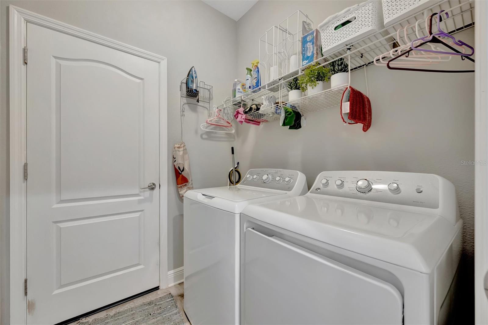 SILVERLEAF PH VI - Residential Lease