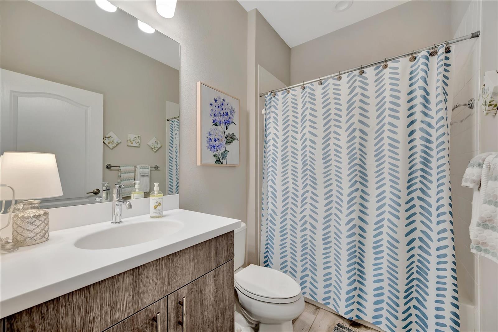 SILVERLEAF PH VI - Residential Lease