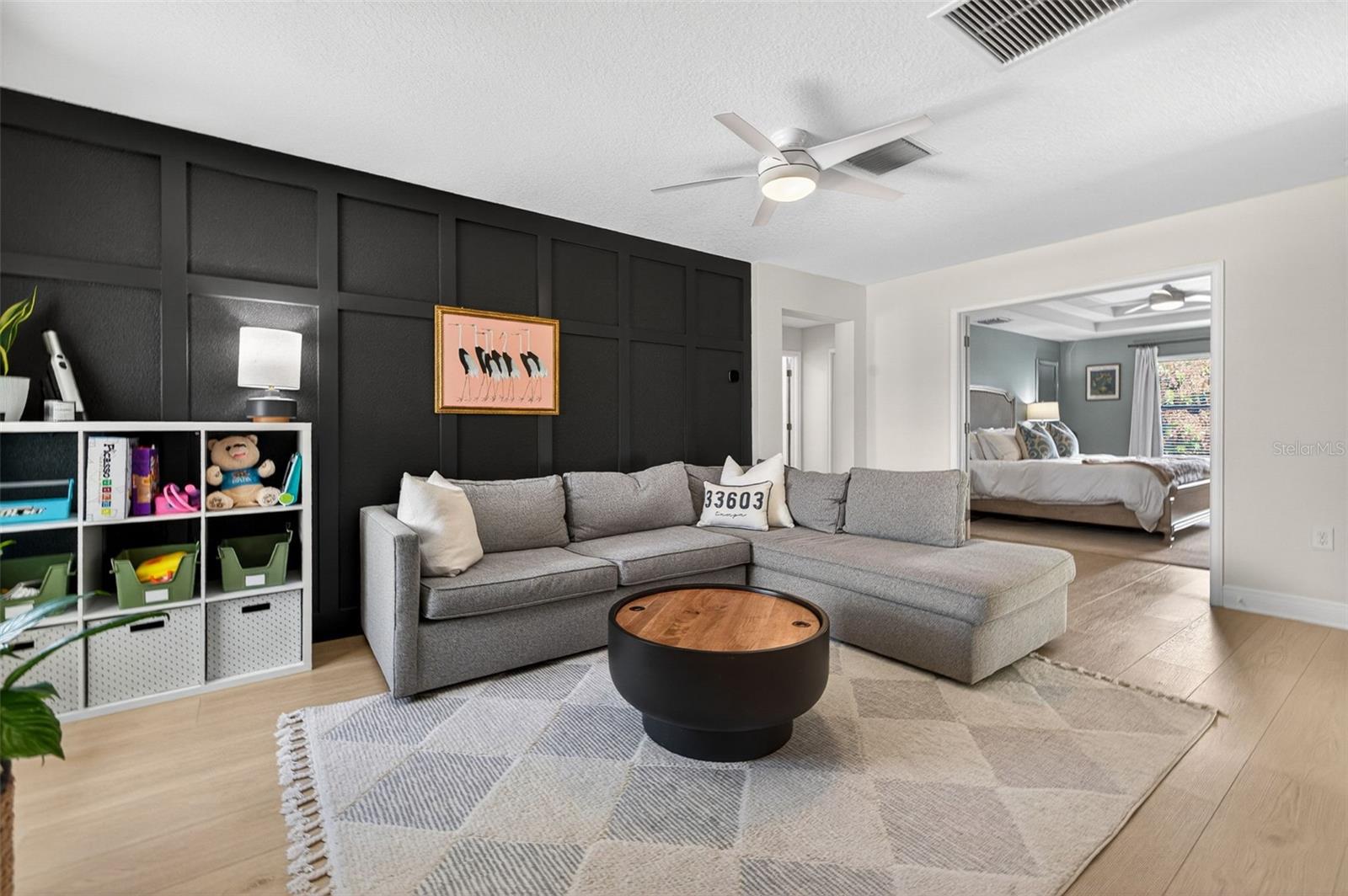 SUBURB ROYAL SUB - Residential