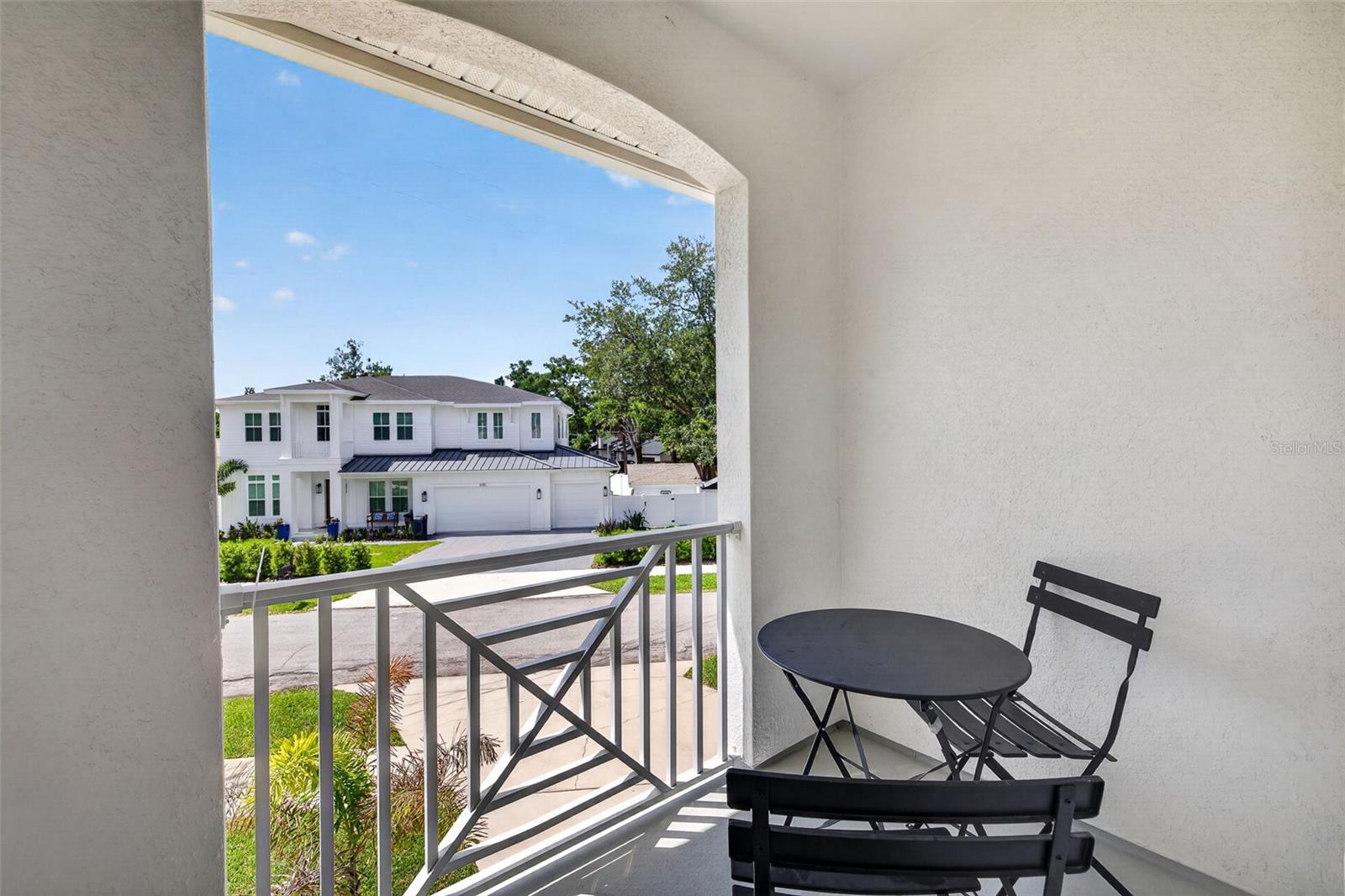 SUBURB ROYAL SUB - Residential