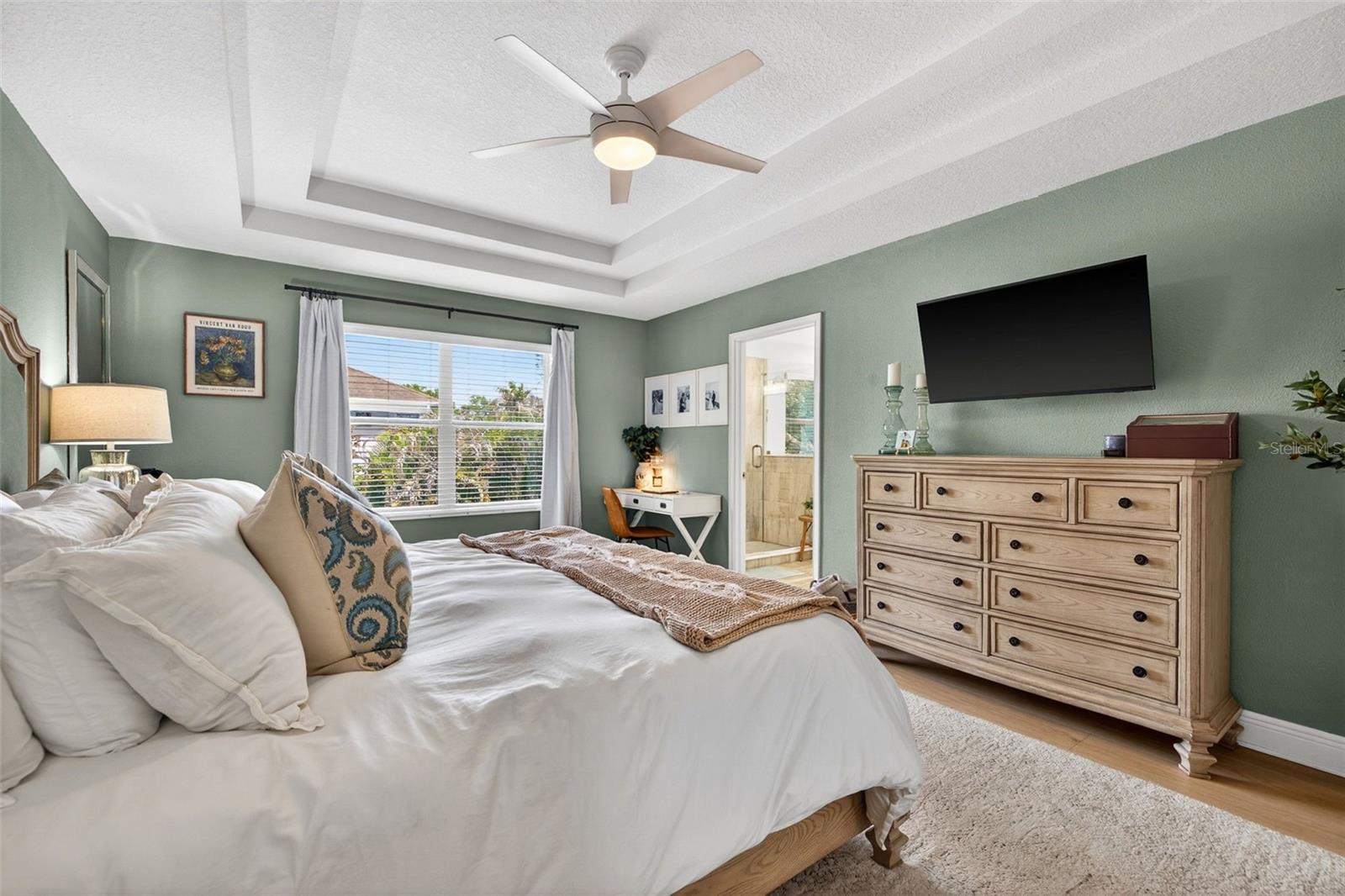 SUBURB ROYAL SUB - Residential