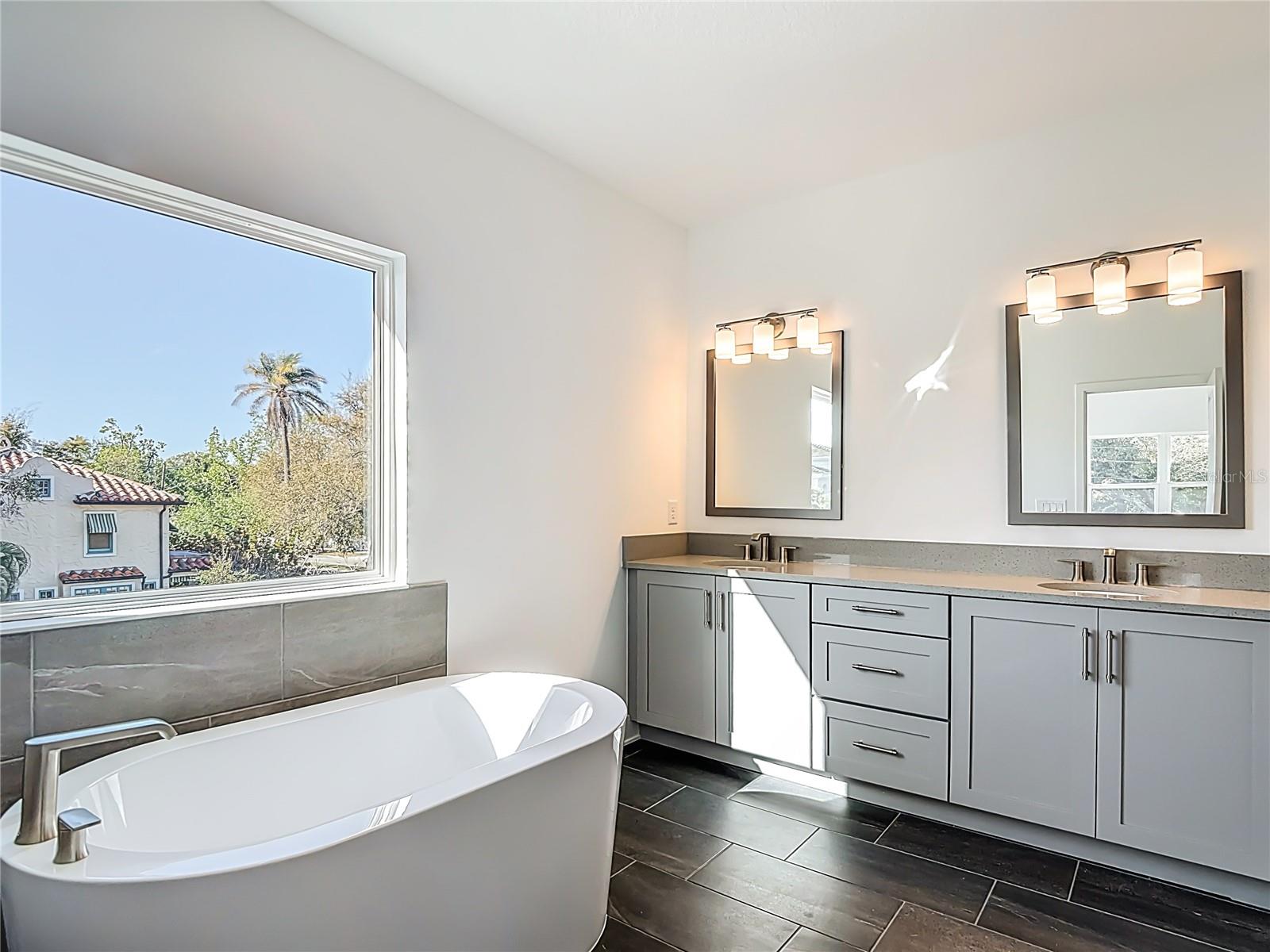 BEL MAR UNIT 3 - Residential