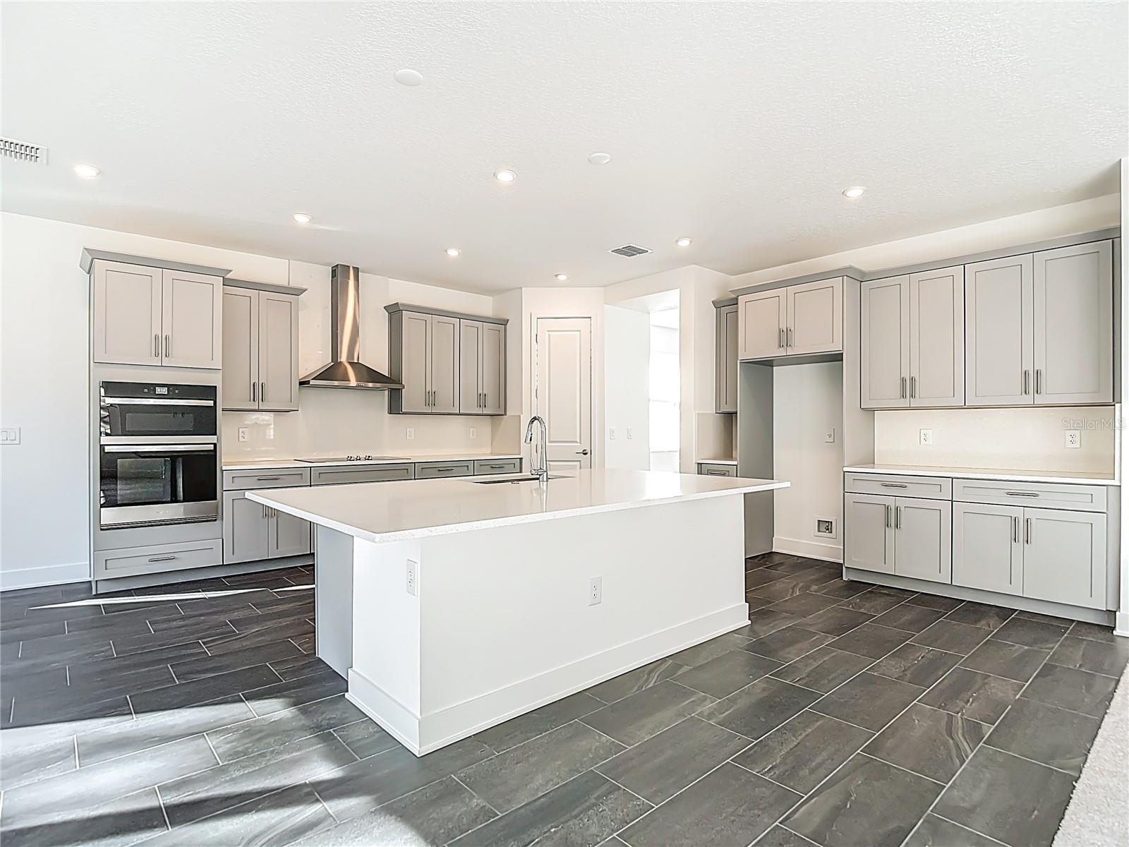 BEL MAR UNIT 3 - Residential