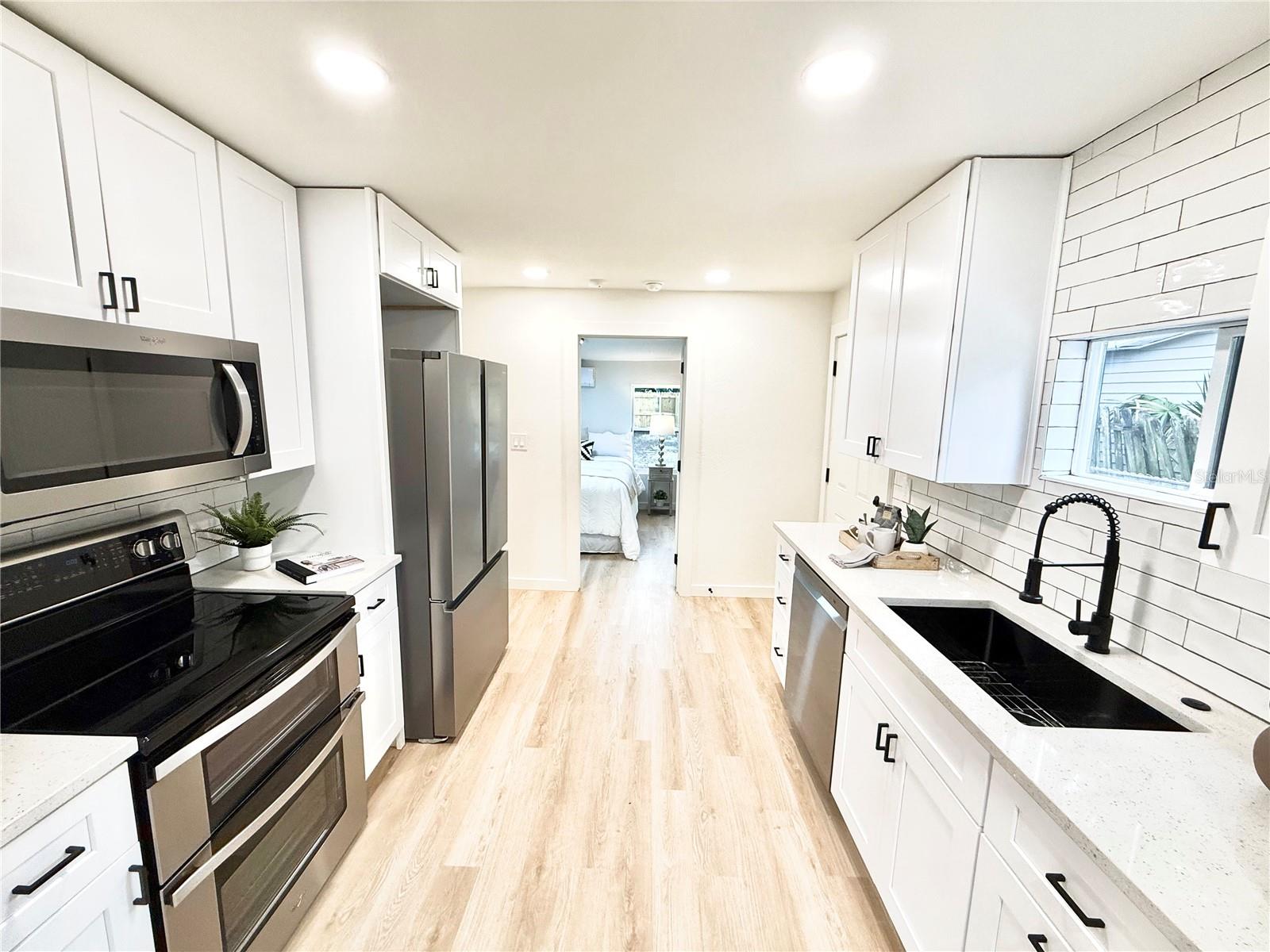 30TH AVE SUB EXTENSION - Residential