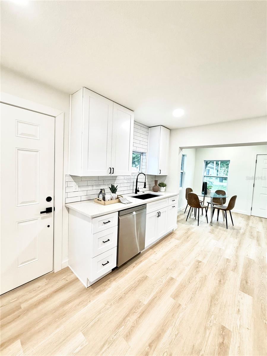 30TH AVE SUB EXTENSION - Residential