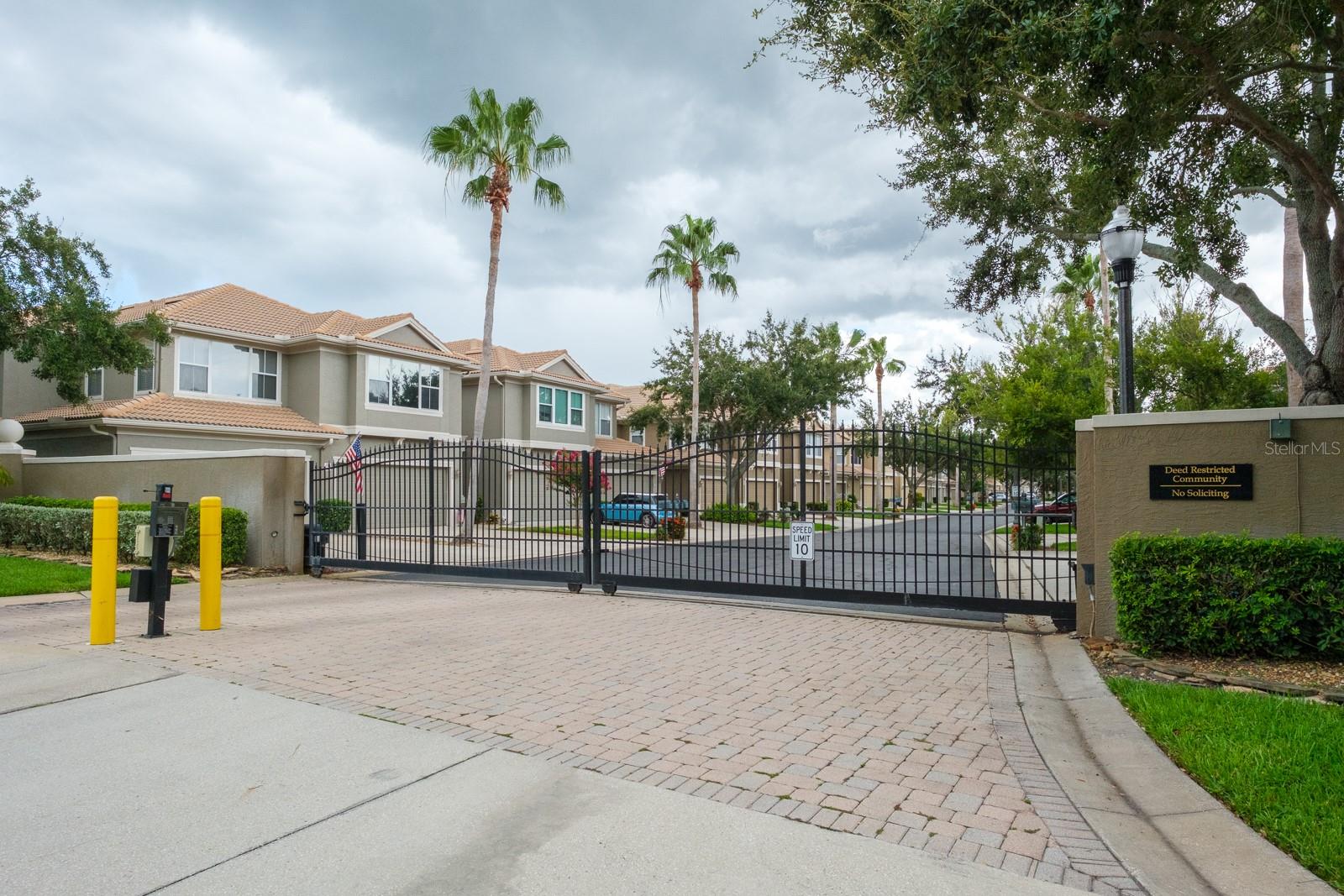 COVERED BRIDGE TWNHMS - Residential Lease