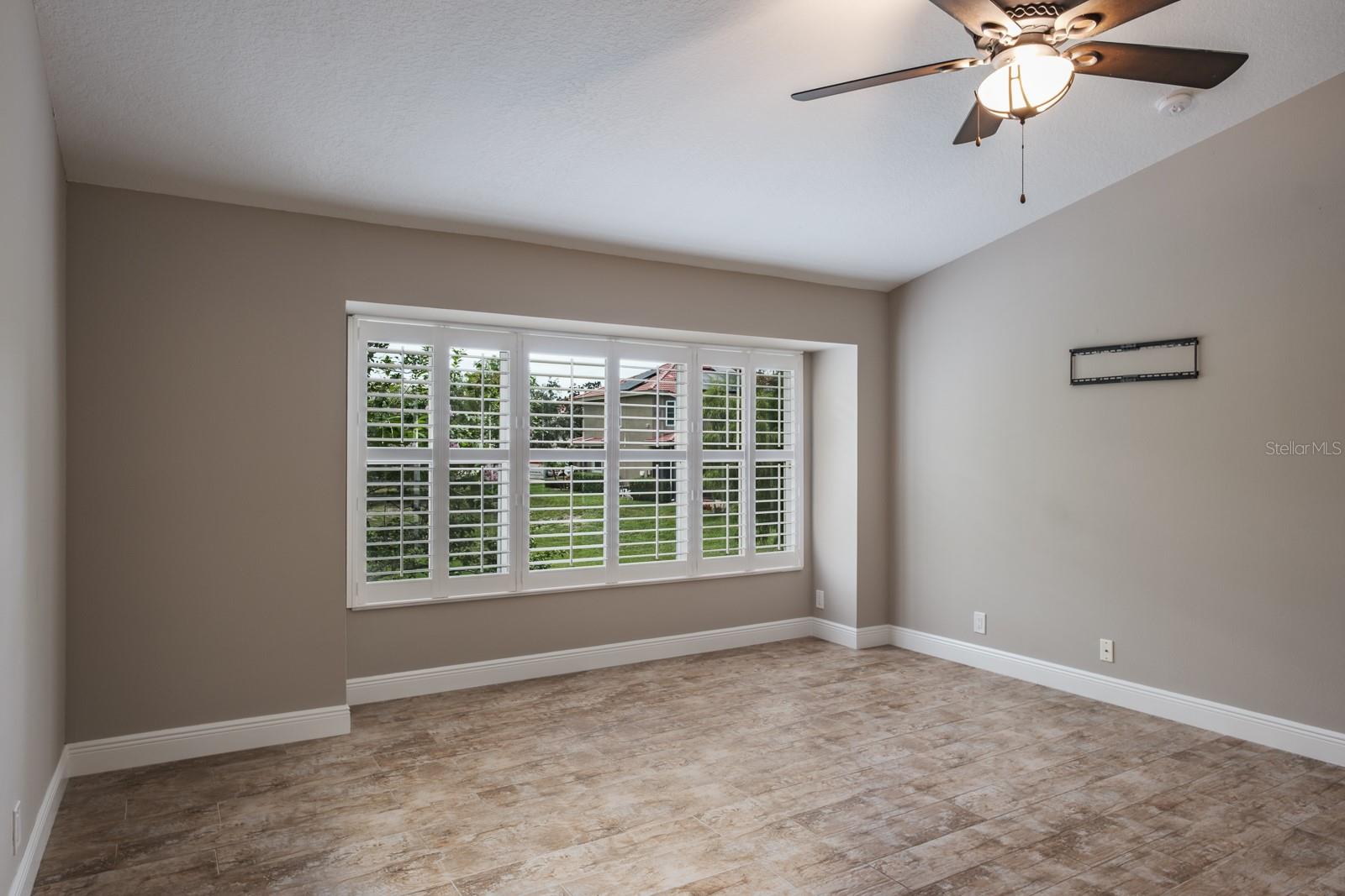 COVERED BRIDGE TWNHMS - Residential Lease