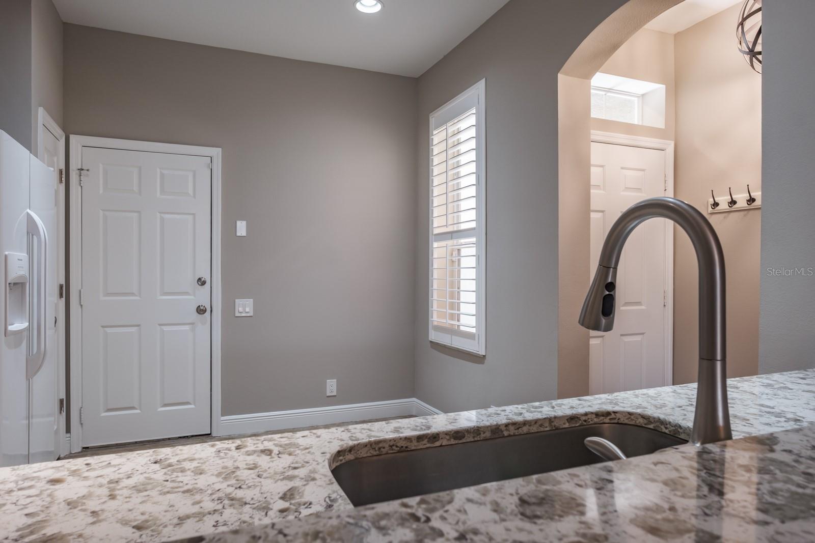 COVERED BRIDGE TWNHMS - Residential Lease