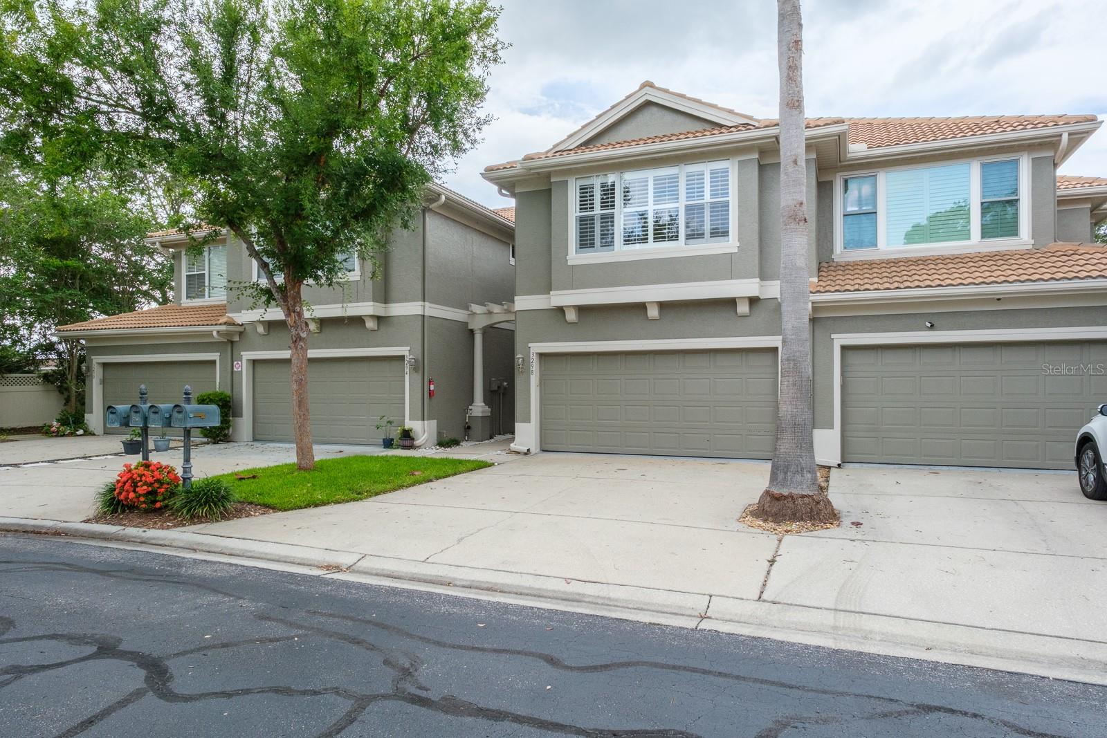 COVERED BRIDGE TWNHMS - Residential Lease