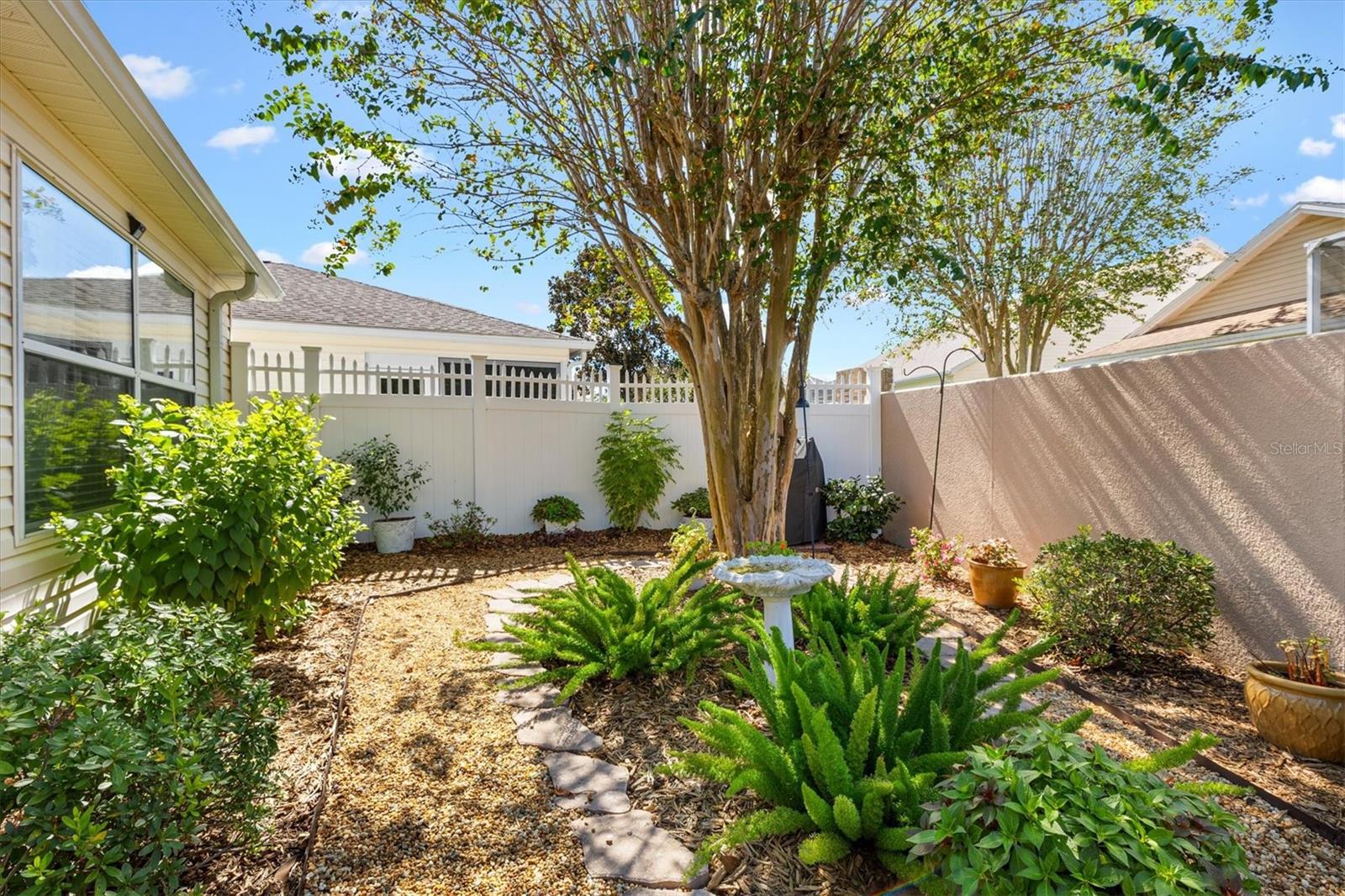 VILLAGES OF MARION --VILLAS OF CHADWICK - Residential