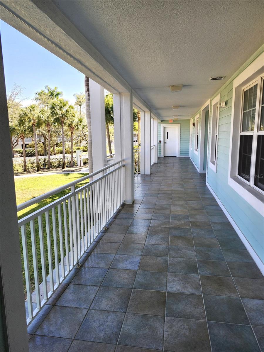 5127 MELBOURNE STREET F103