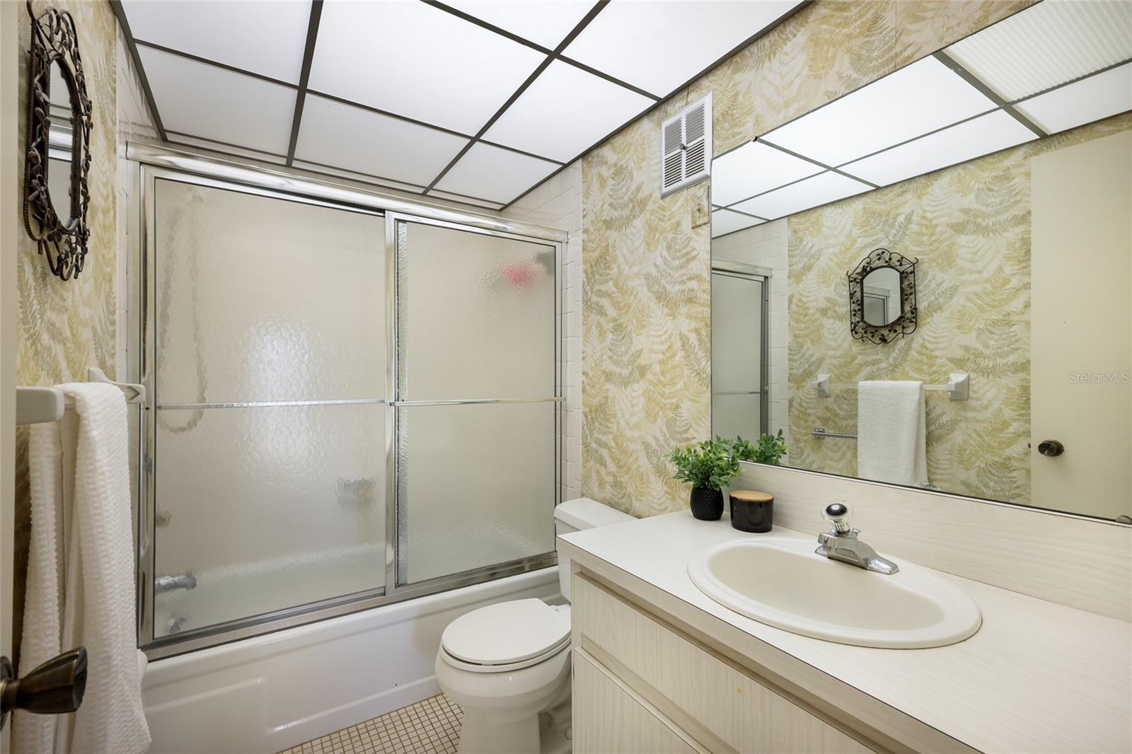 CORTEZ VILLAS CONDO 9 PH B - Residential