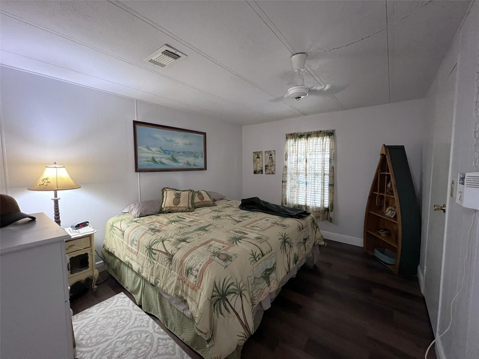 FLORAL LAKES - Residential