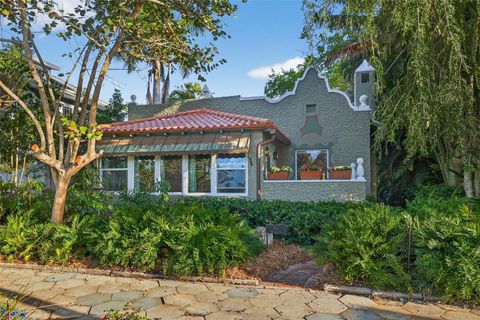 Photo of 745 16th Avenue NE, St Petersburg, FL 33704 (MLS # TB8483620)