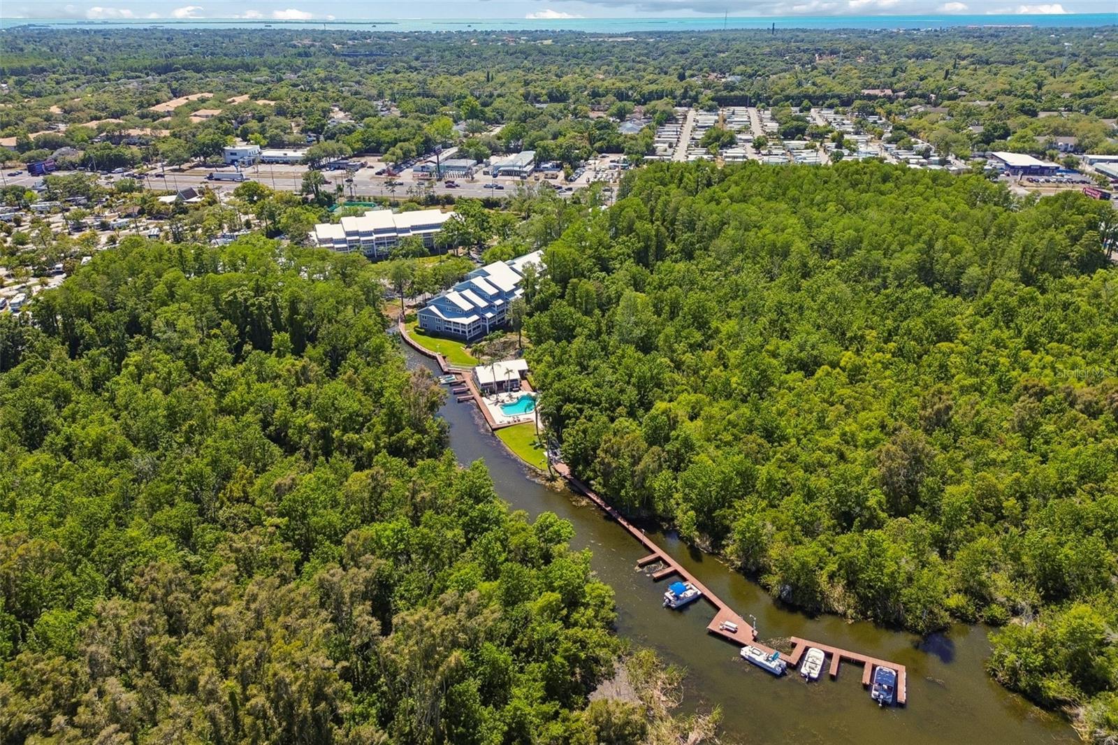 DOLLY BAY A VILLAGE ON LAKE TARPON - Residential