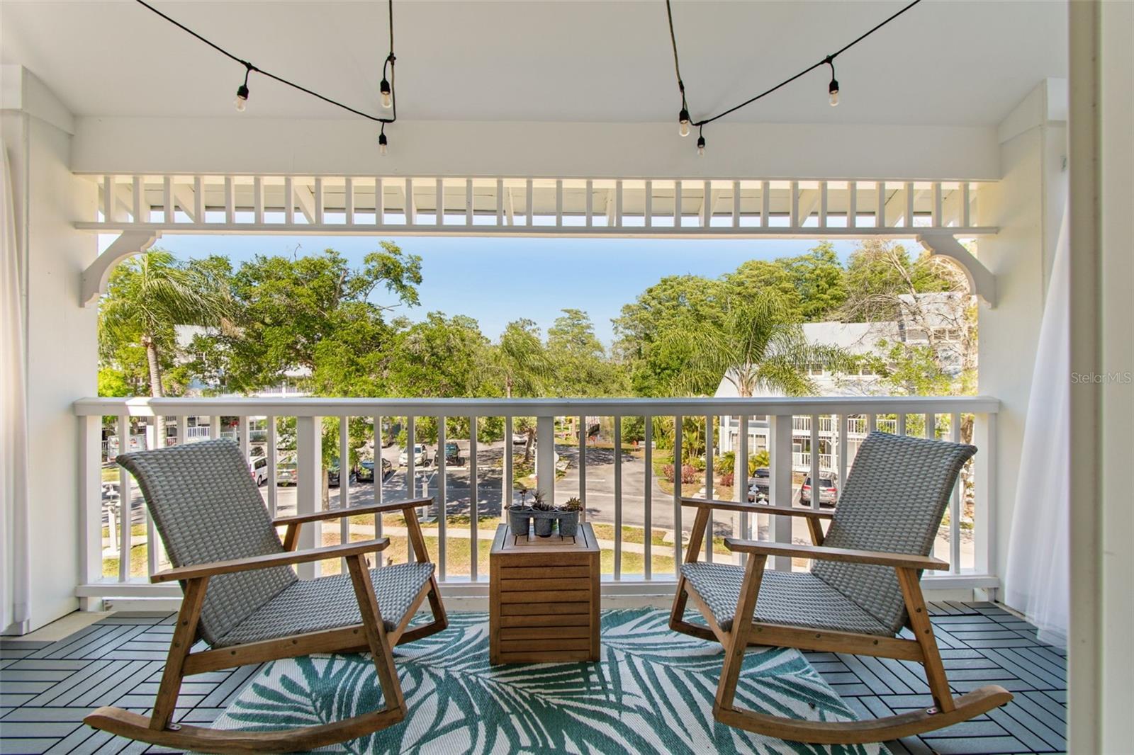 DOLLY BAY A VILLAGE ON LAKE TARPON - Residential