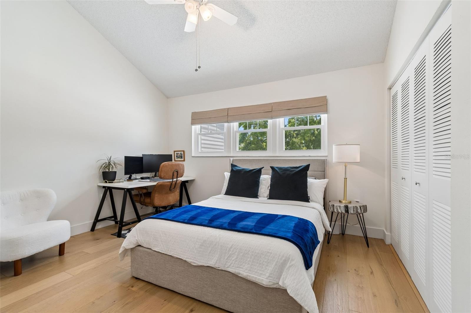 DOLLY BAY A VILLAGE ON LAKE TARPON - Residential