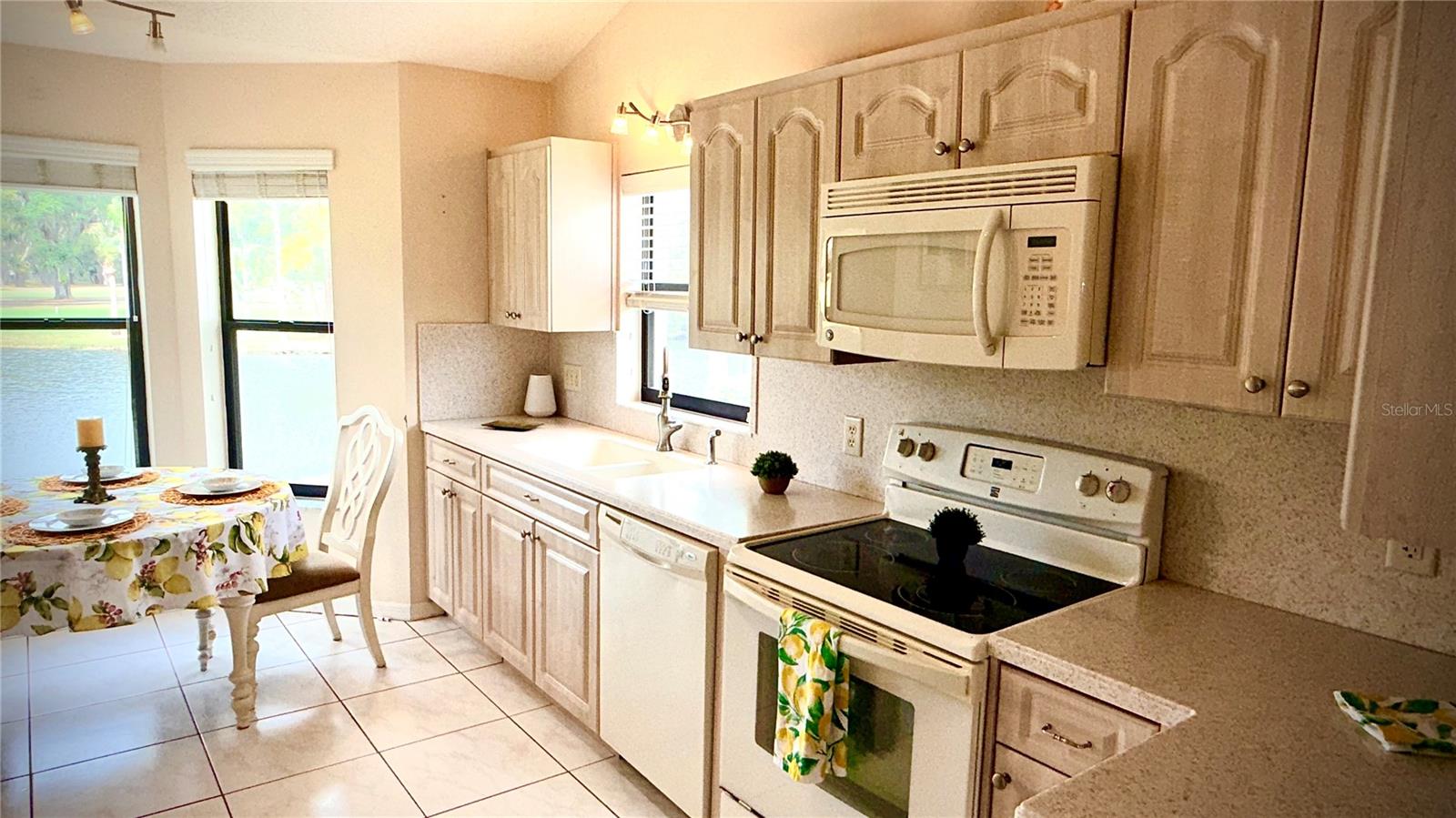 GOLF VIEW VILLAS VII - Residential