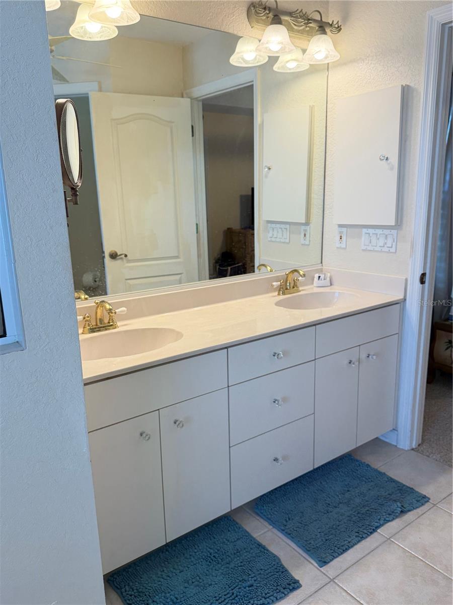 ROTONDA WEST BROADMOOR - Residential