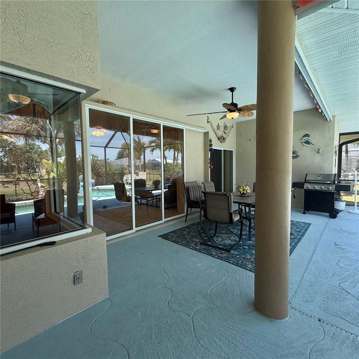 ROTONDA WEST BROADMOOR - Residential