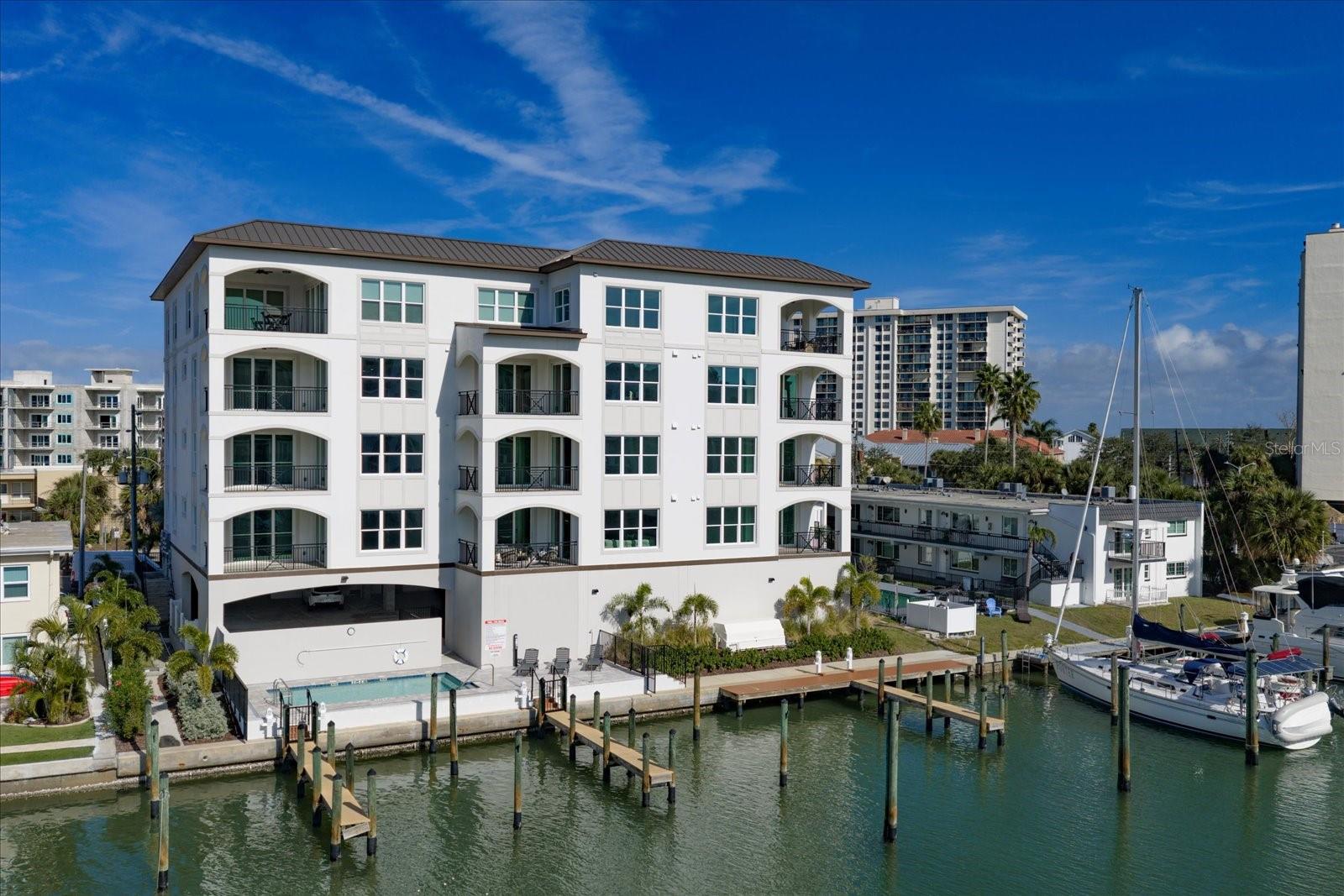 LA BRISA DEL MAR CONDO - Residential