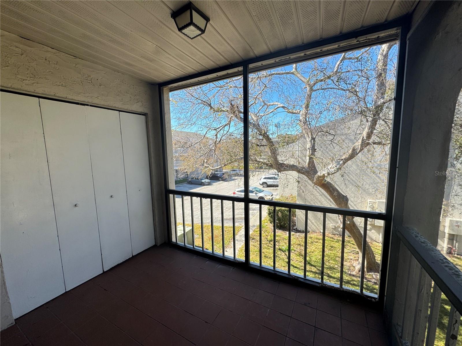 COACHMAN CREEK CONDO - Residential Lease