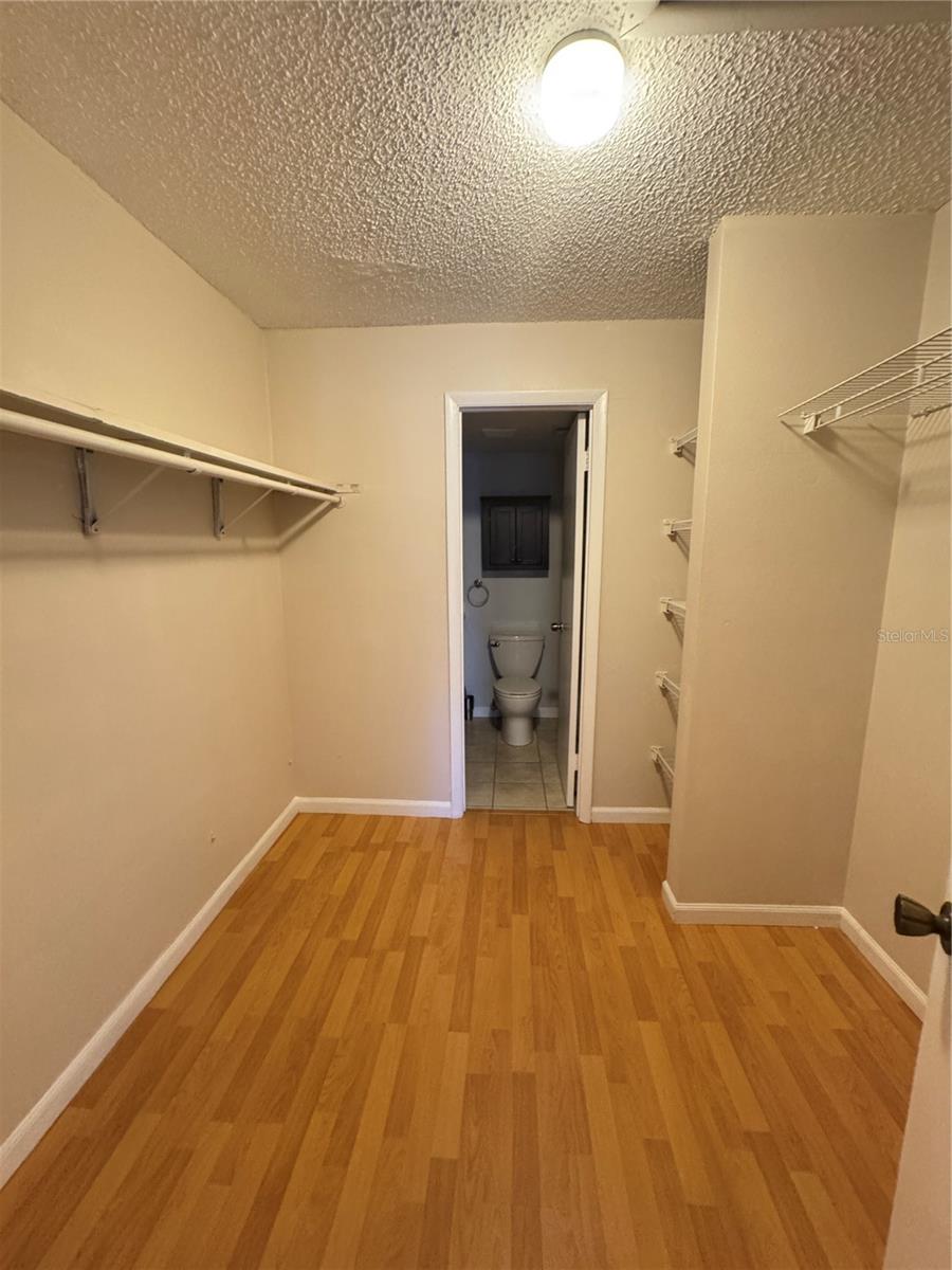 COACHMAN CREEK CONDO - Residential Lease