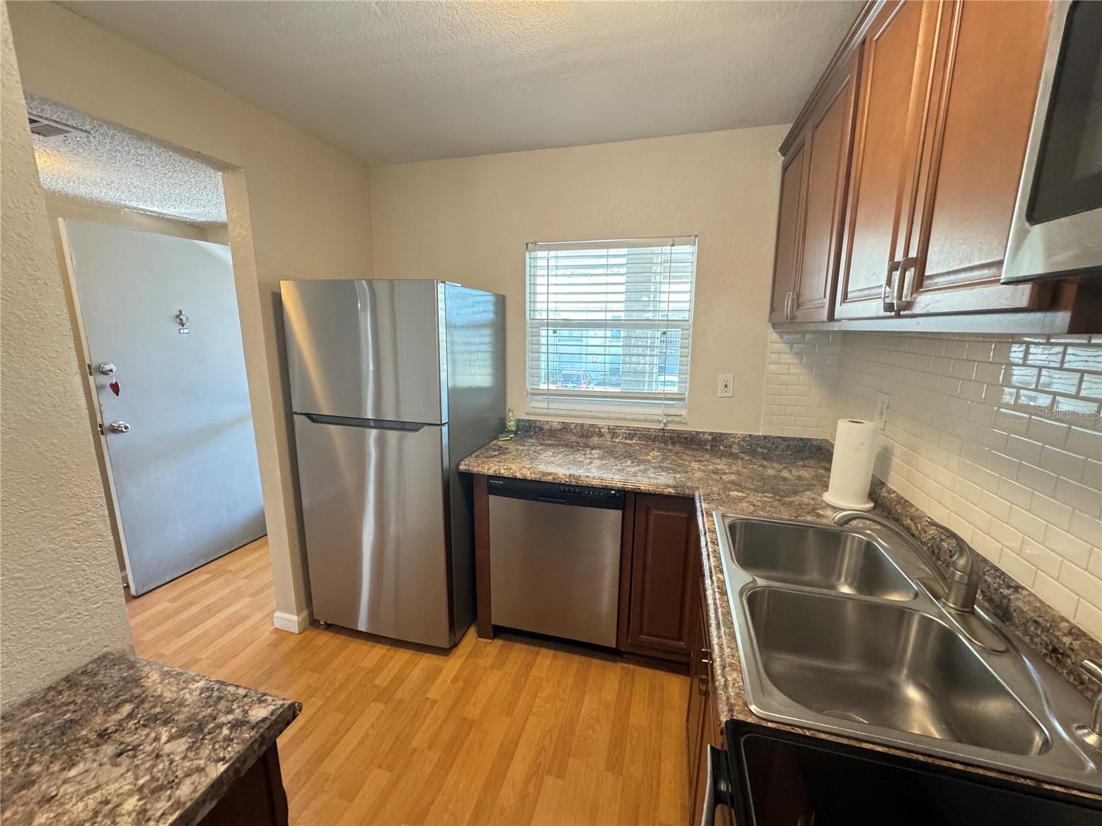 COACHMAN CREEK CONDO - Residential Lease