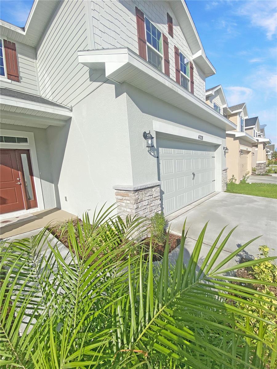 4008 SAGEFIELD DRIVE