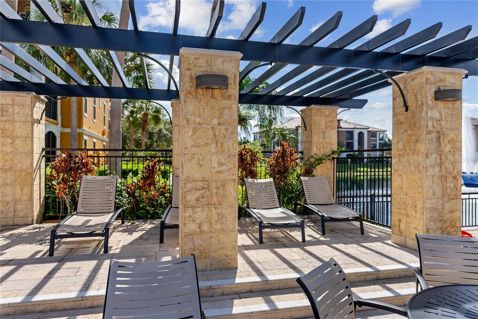 SERENATA SARASOTA - Residential