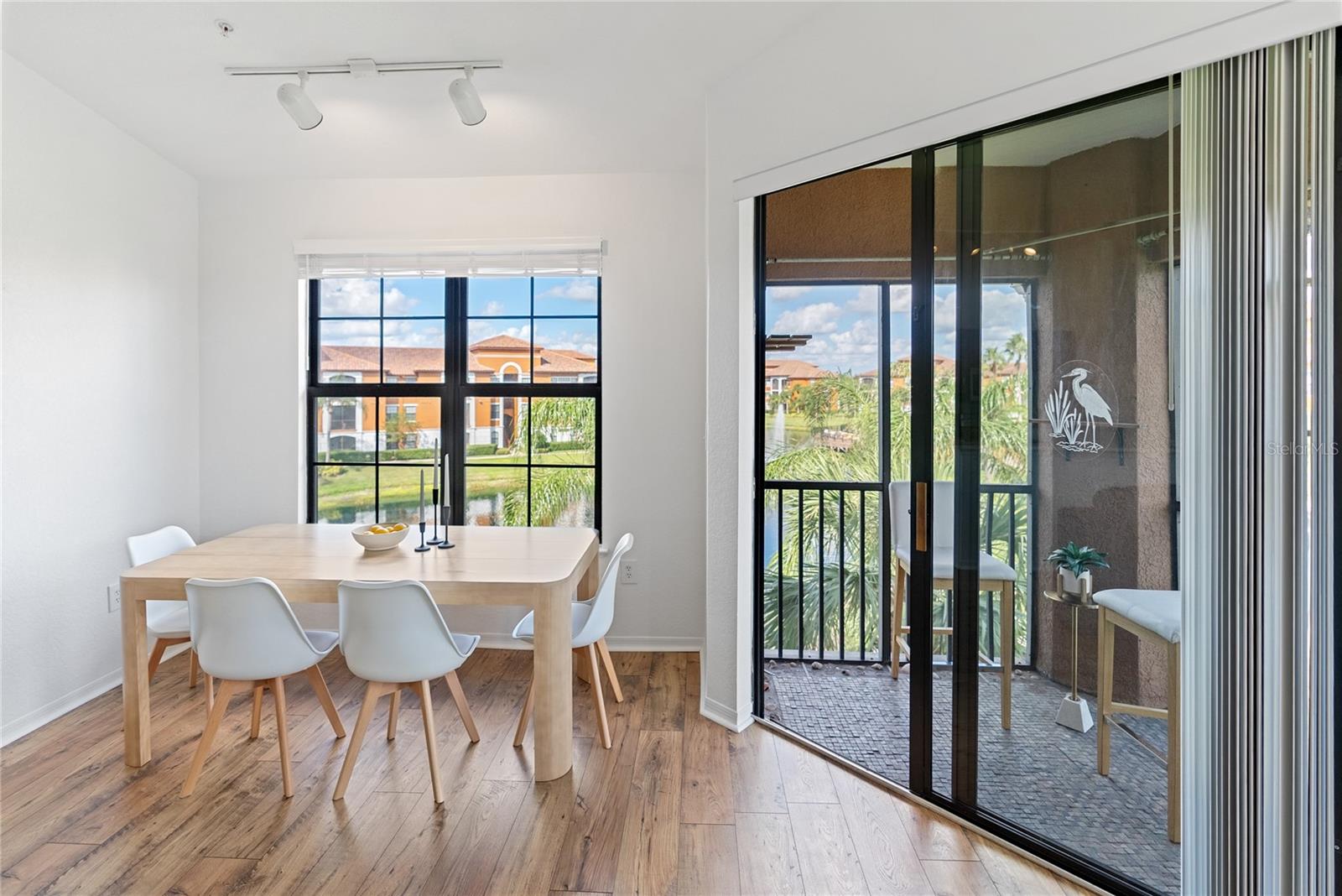 SERENATA SARASOTA - Residential