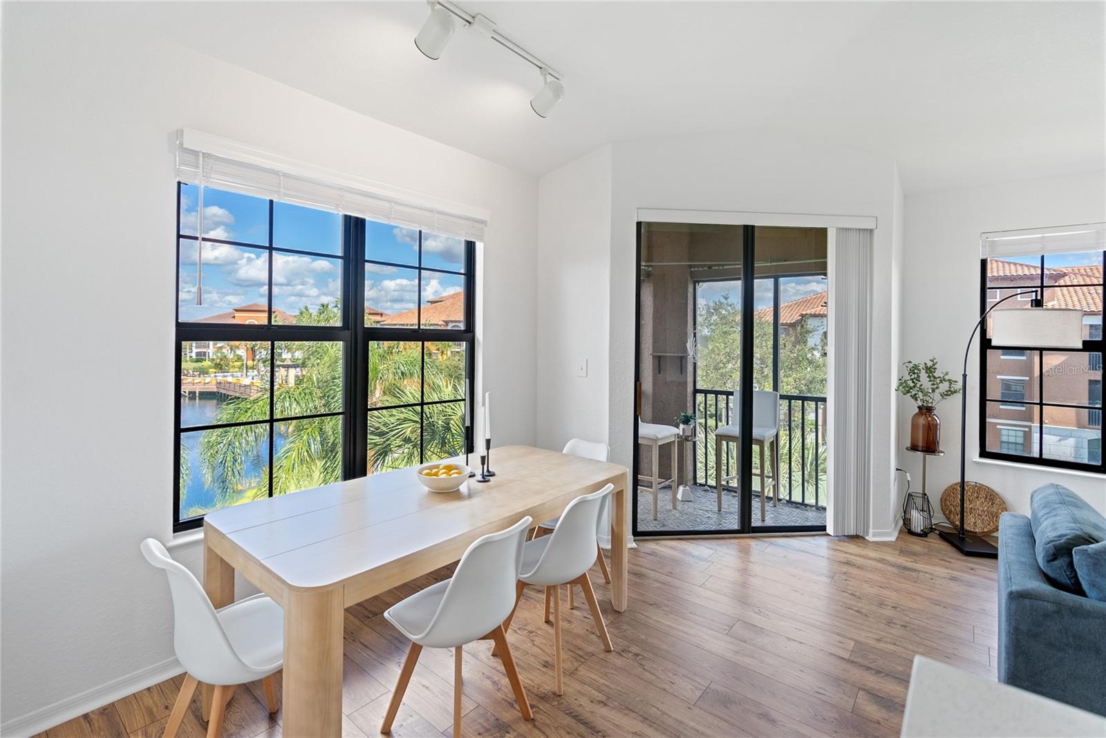 SERENATA SARASOTA - Residential