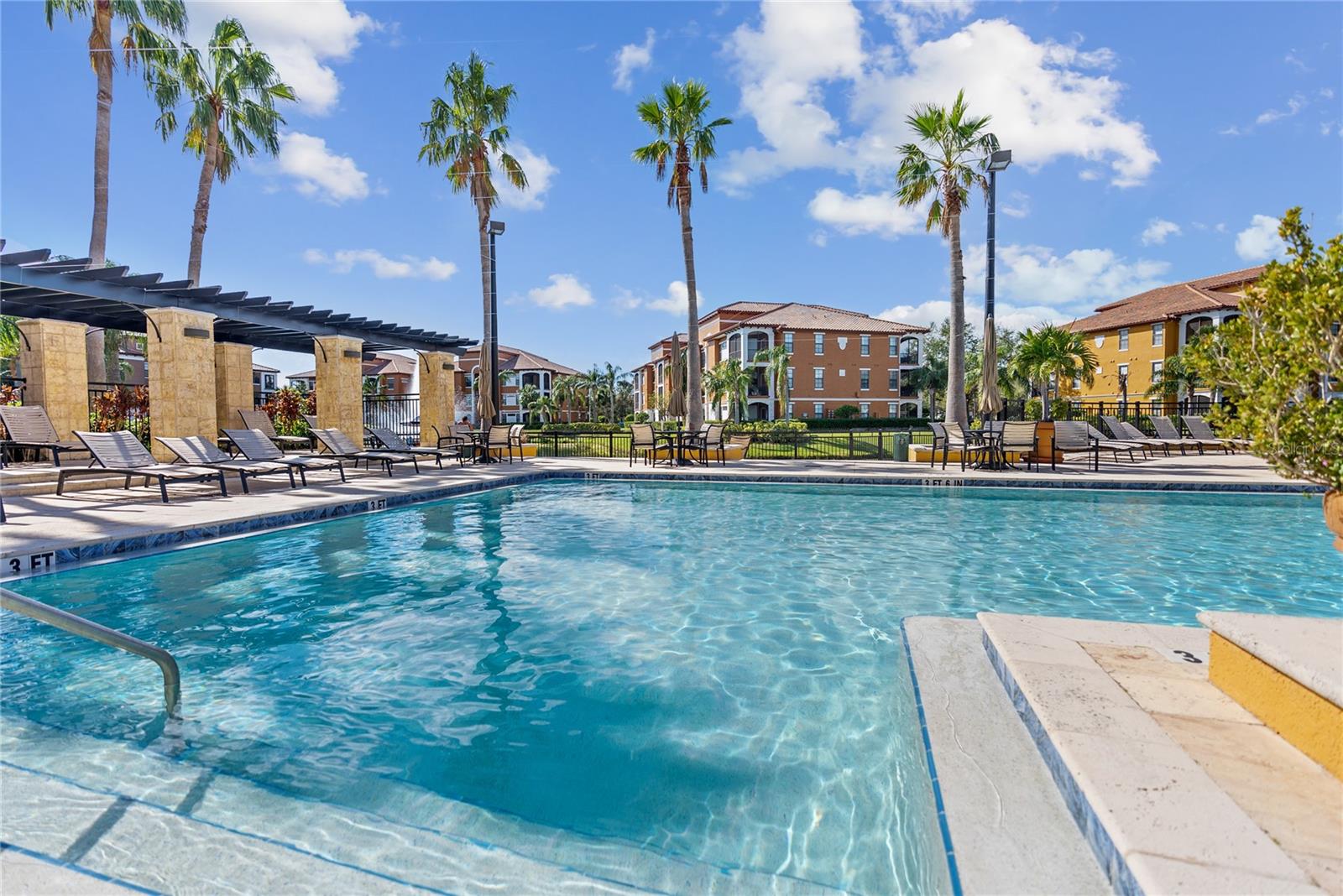 SERENATA SARASOTA - Residential